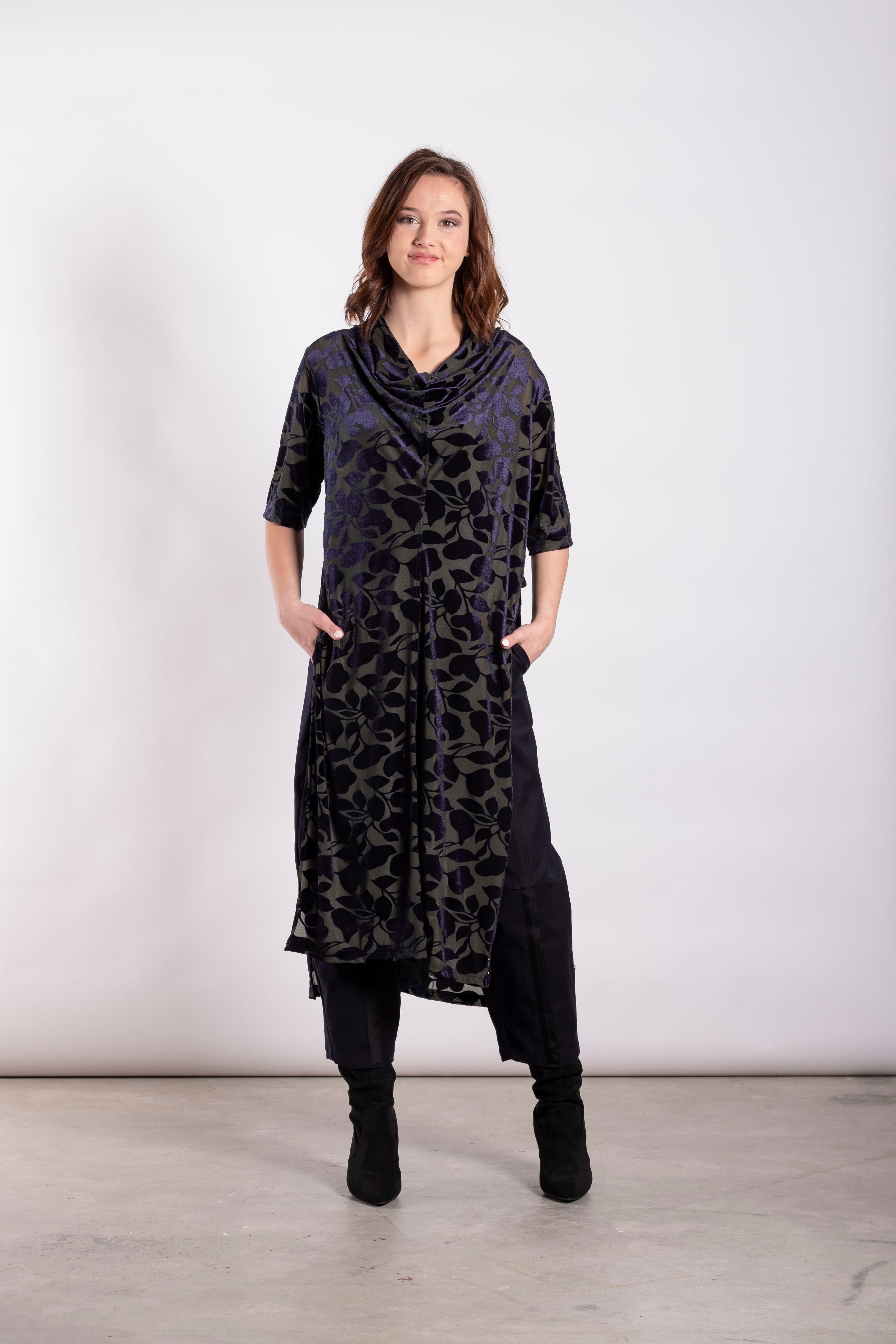 Orbit Over Dress Obsidian