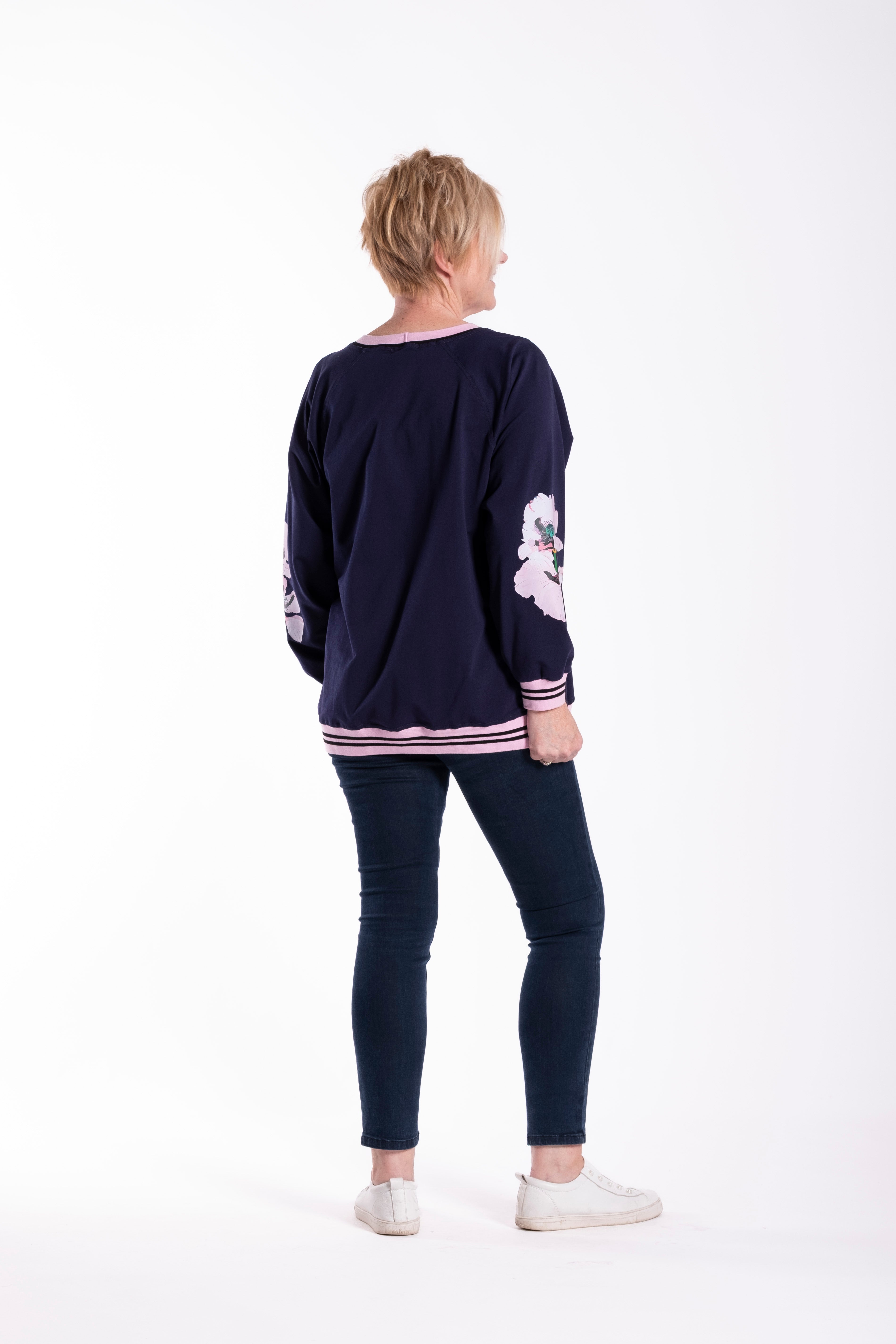 Team Sweater Navy/Pink Flower