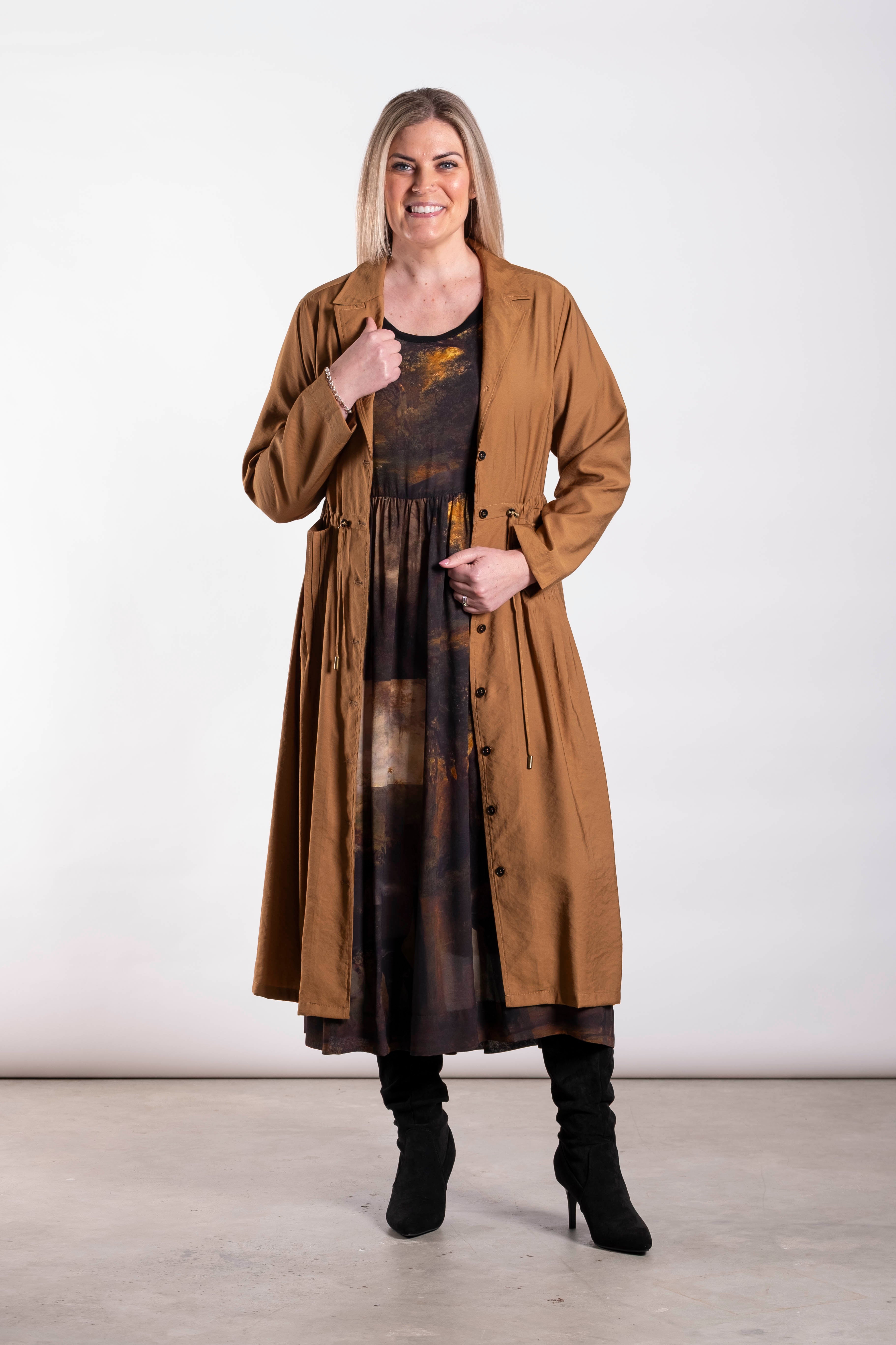 Shadowlines Pleat Jacket Clay
