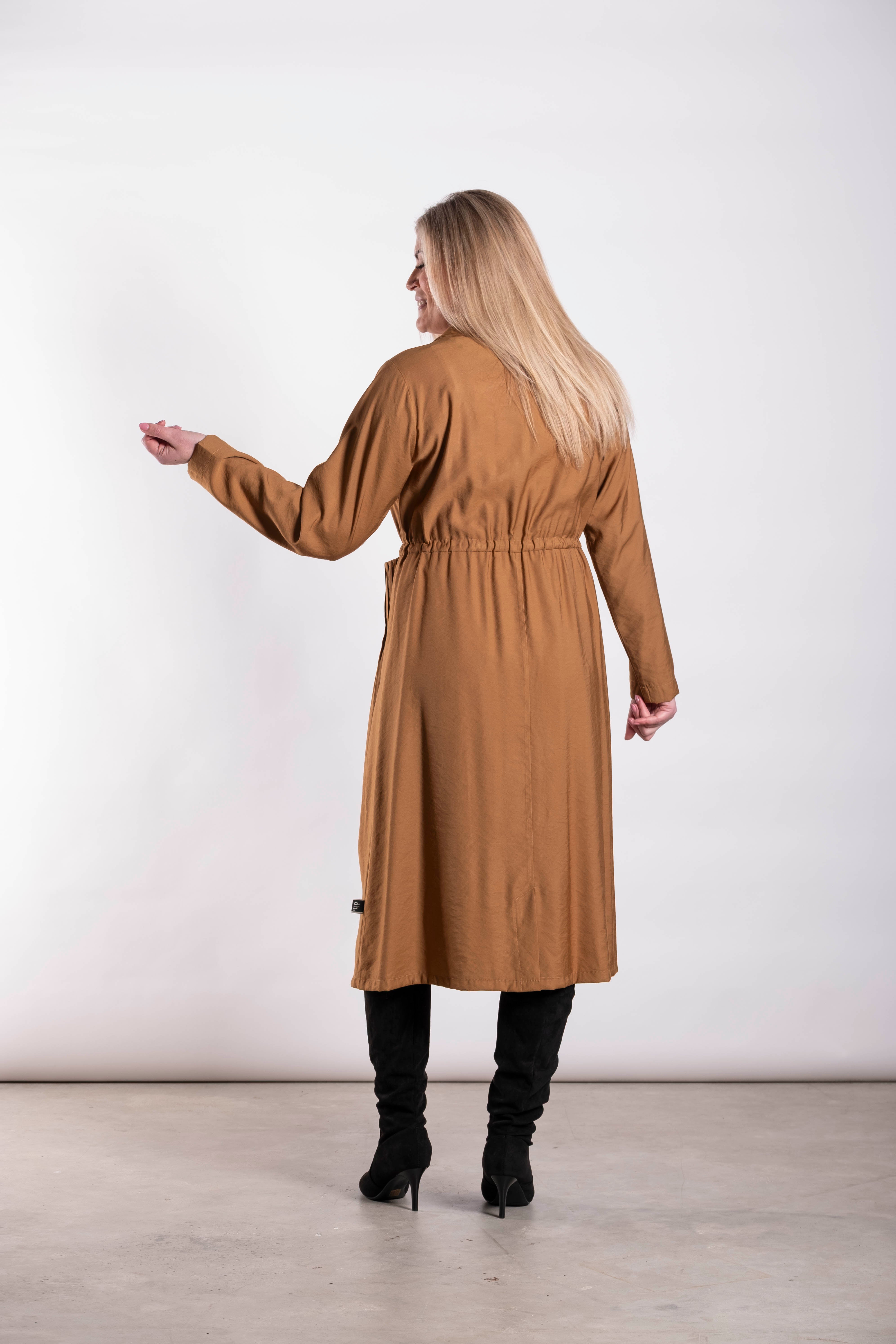 Shadowlines Pleat Jacket Clay