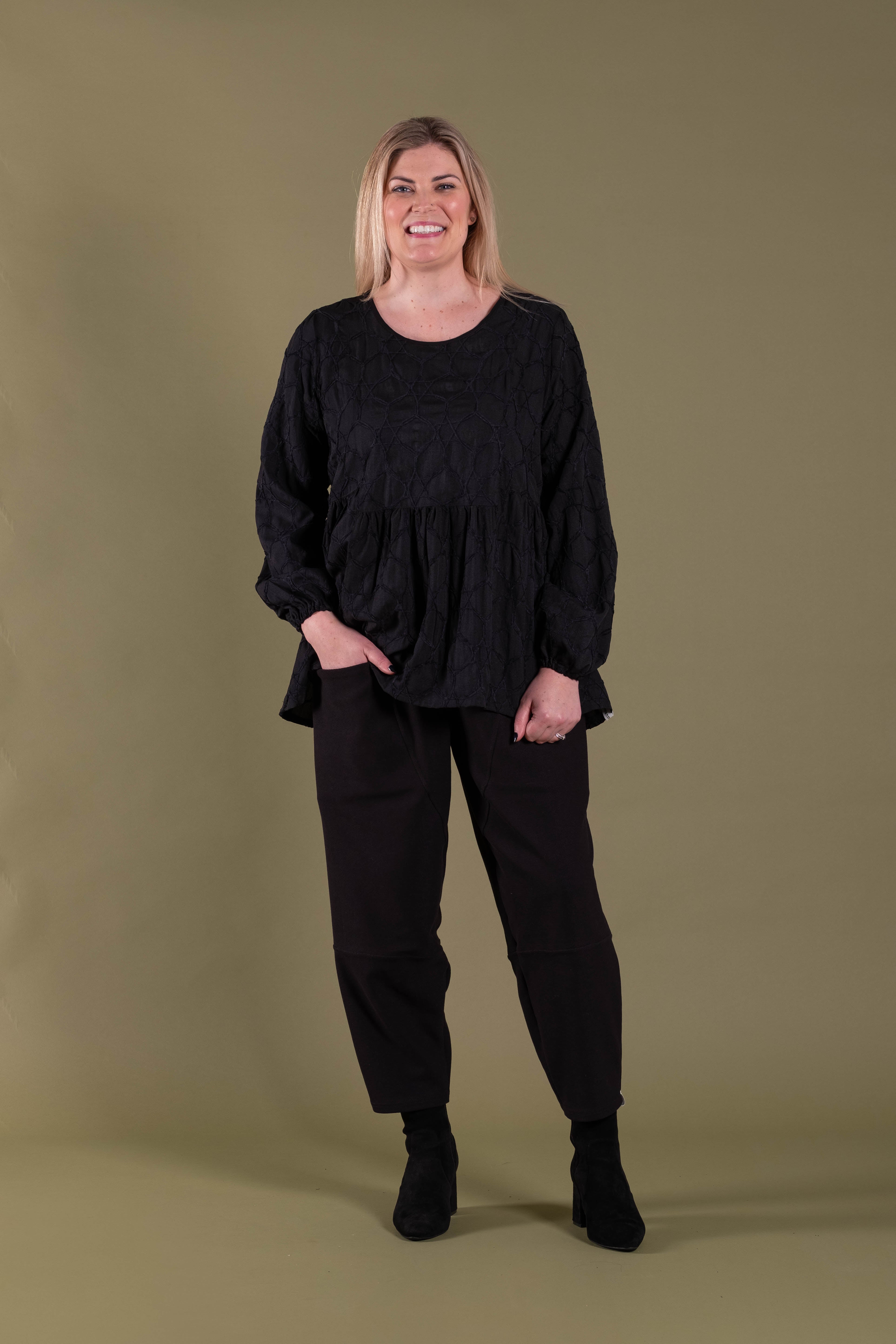 Step Top Velvet Circles