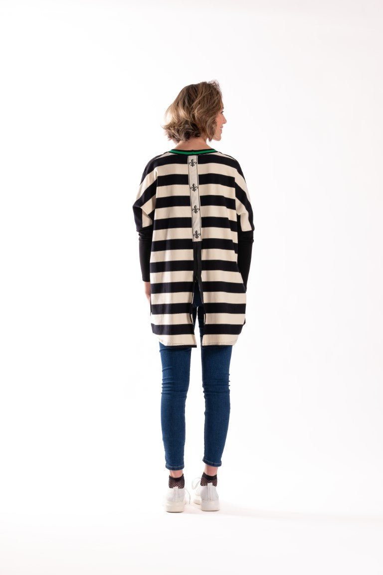Relaxed Top Monostripe