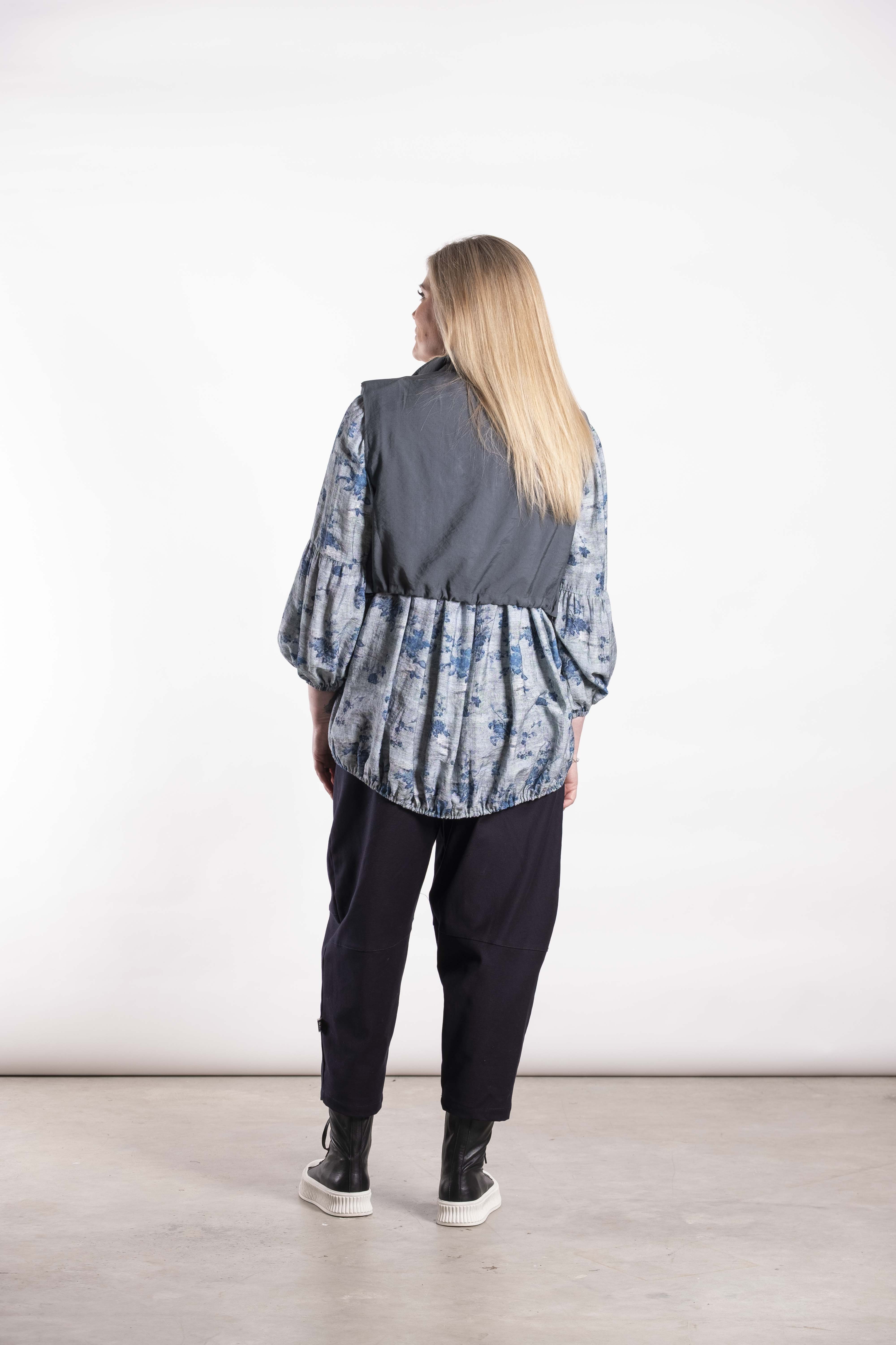 Shadowlines Vest Gunmetal