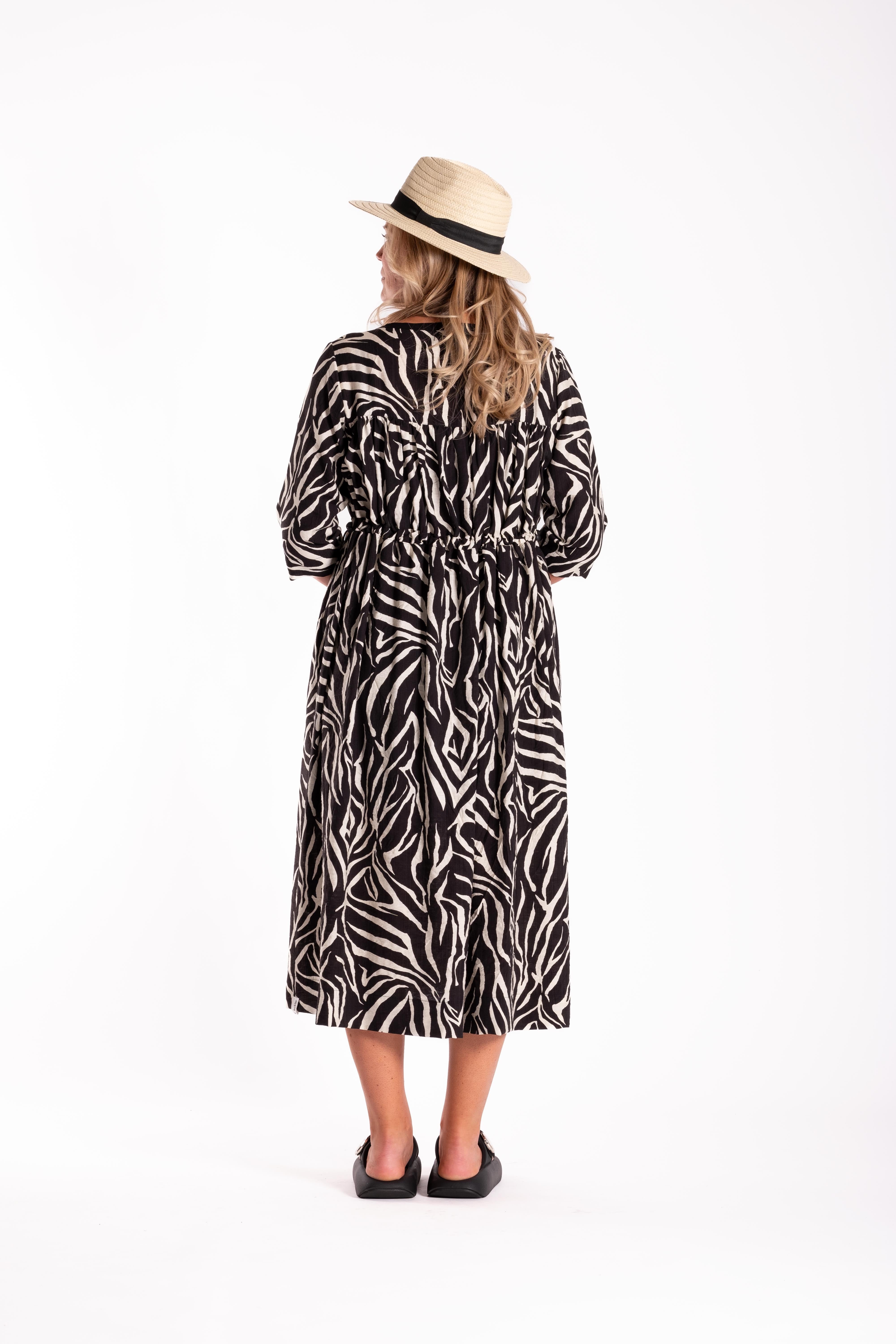 Tarbana Dress Black Tiger