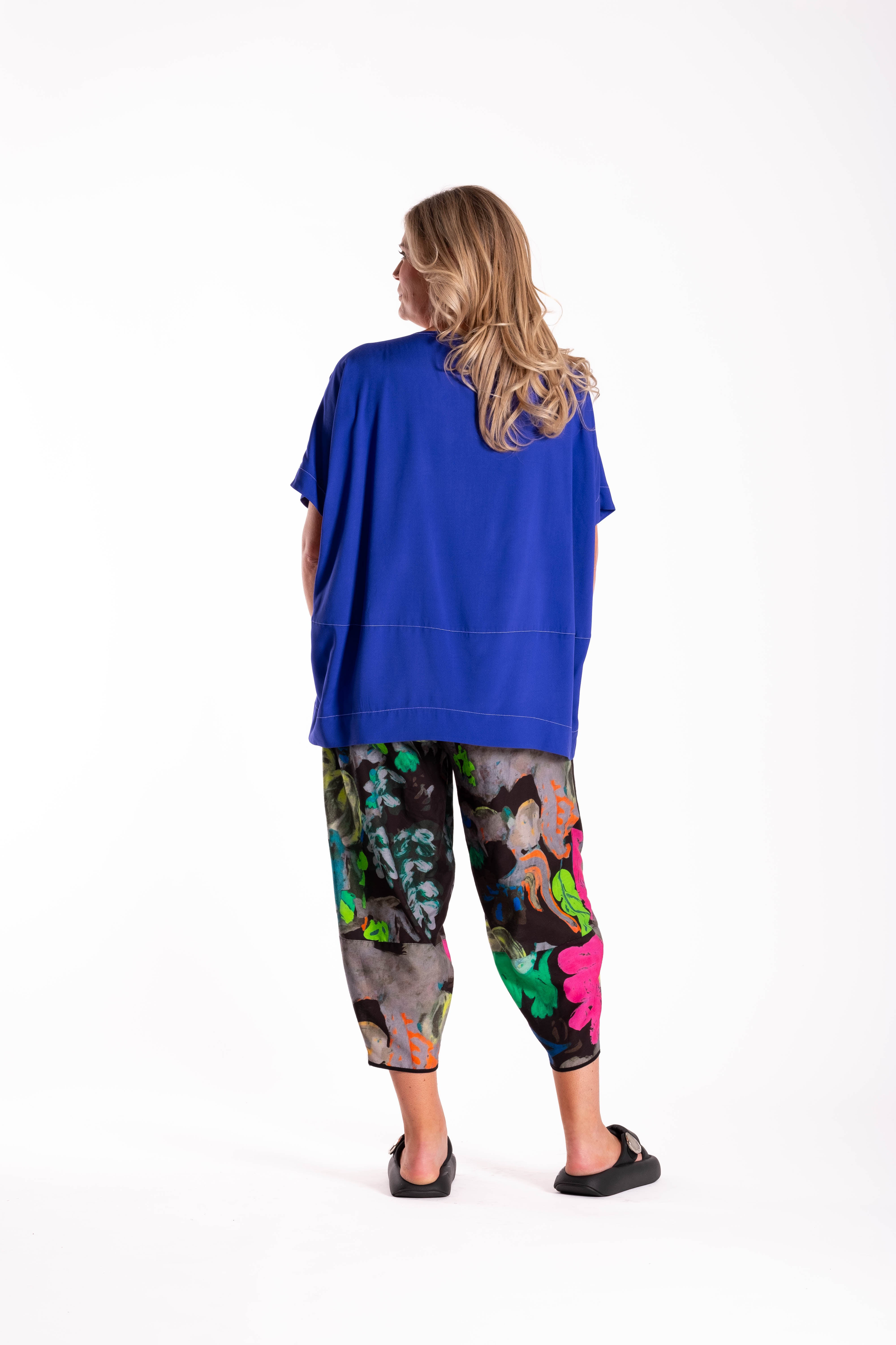 Magnolia Top Cobalt