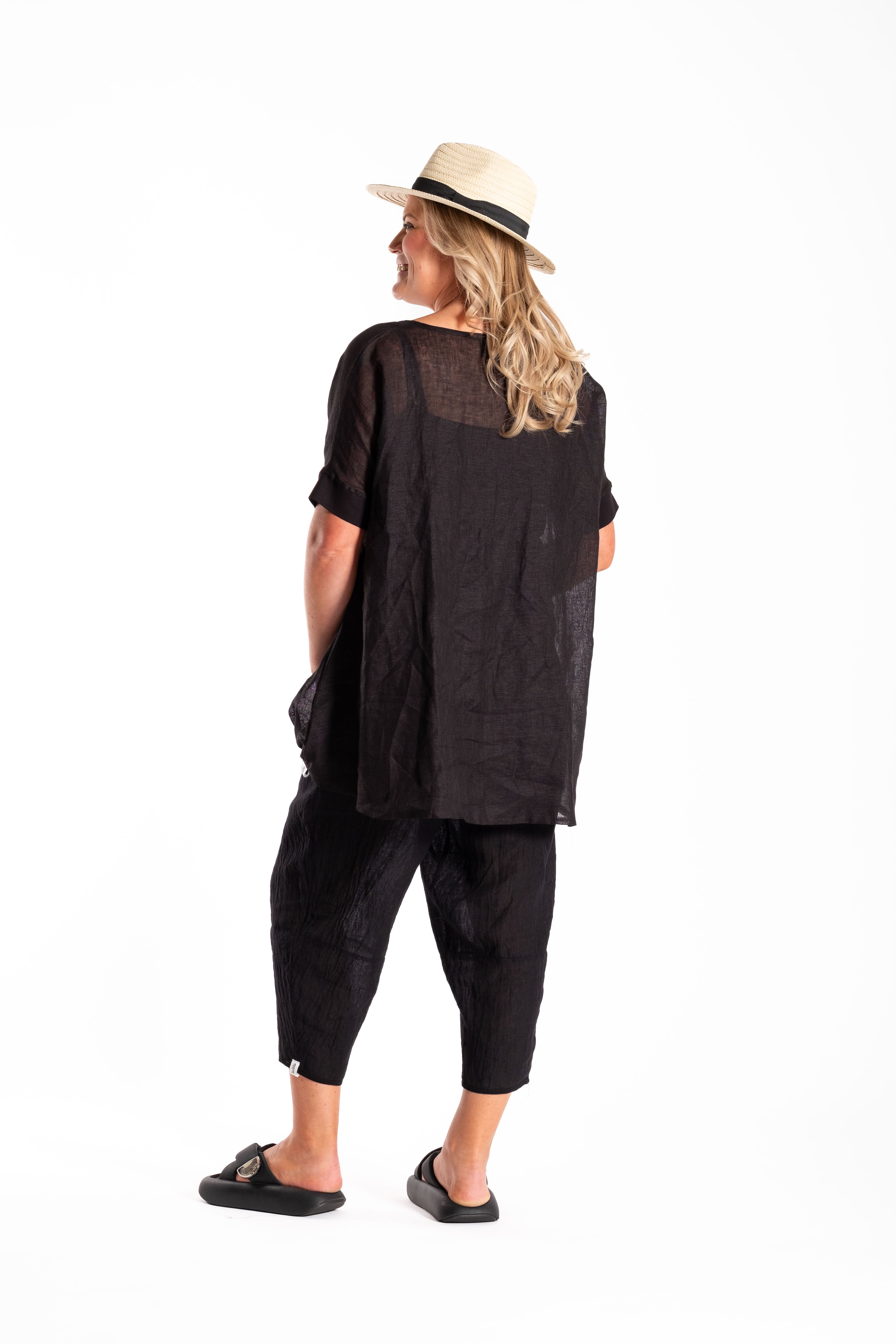 Leese Top Black Linen