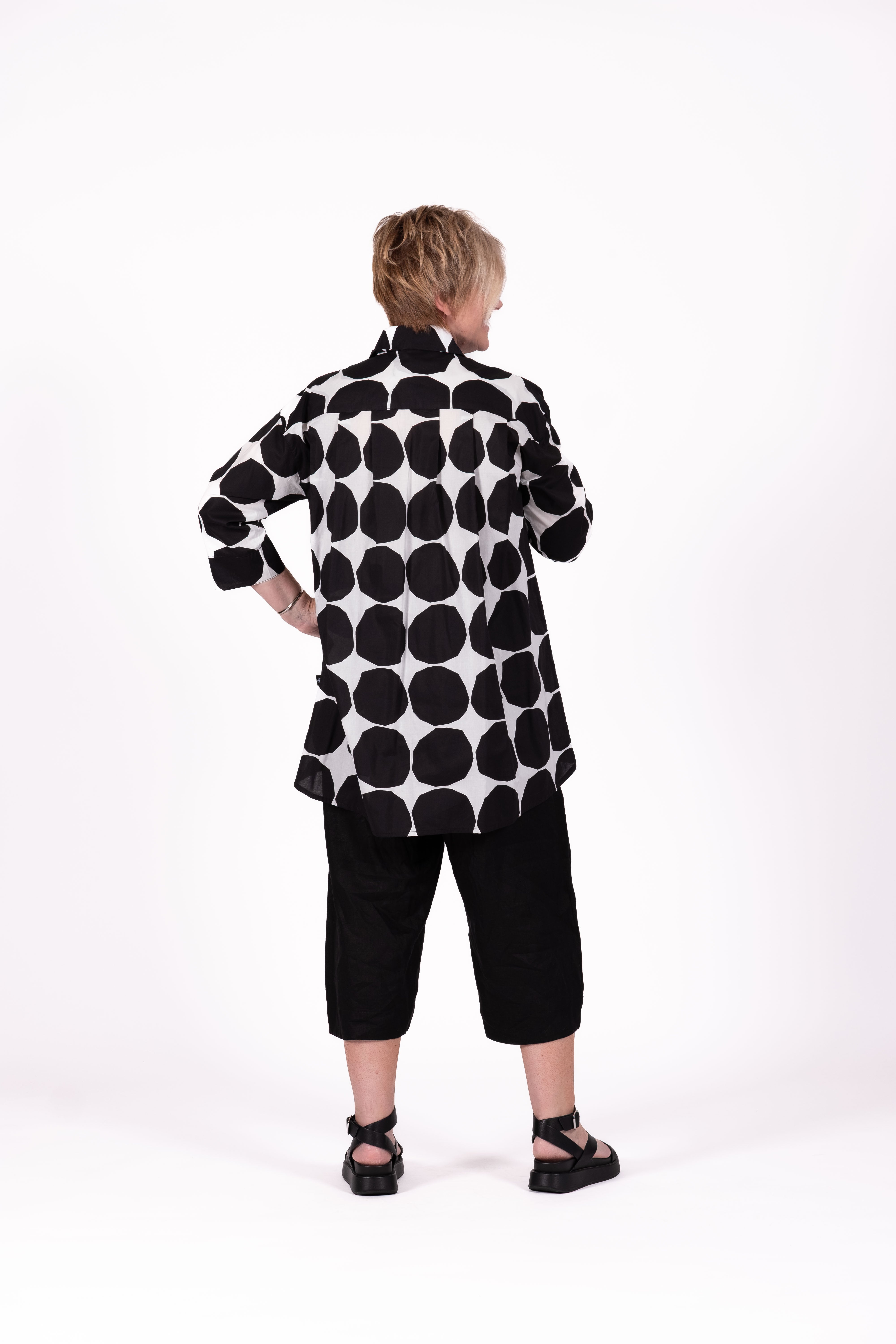 Suzie Shirt Monospot