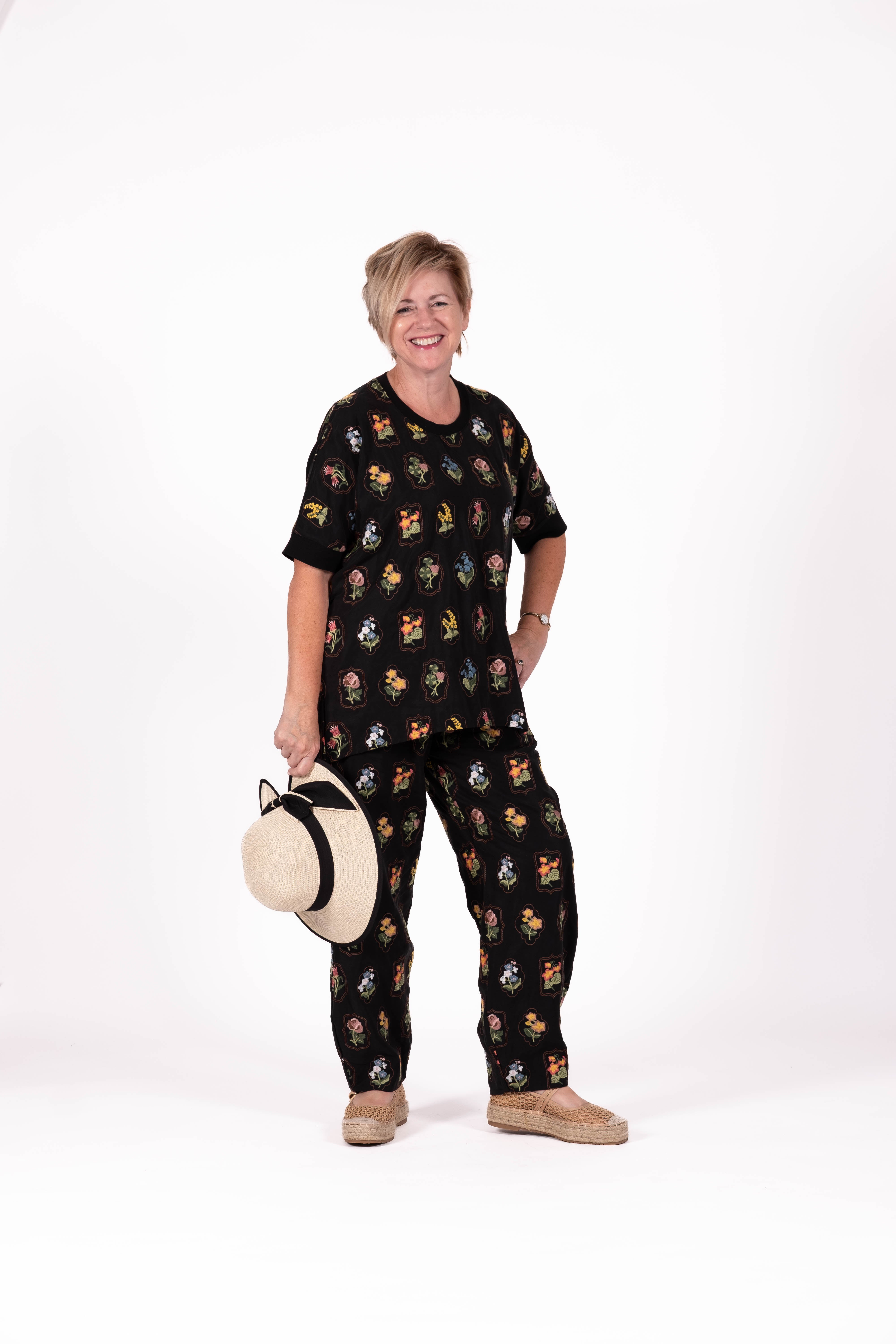Relaxed Top Garden Medallion