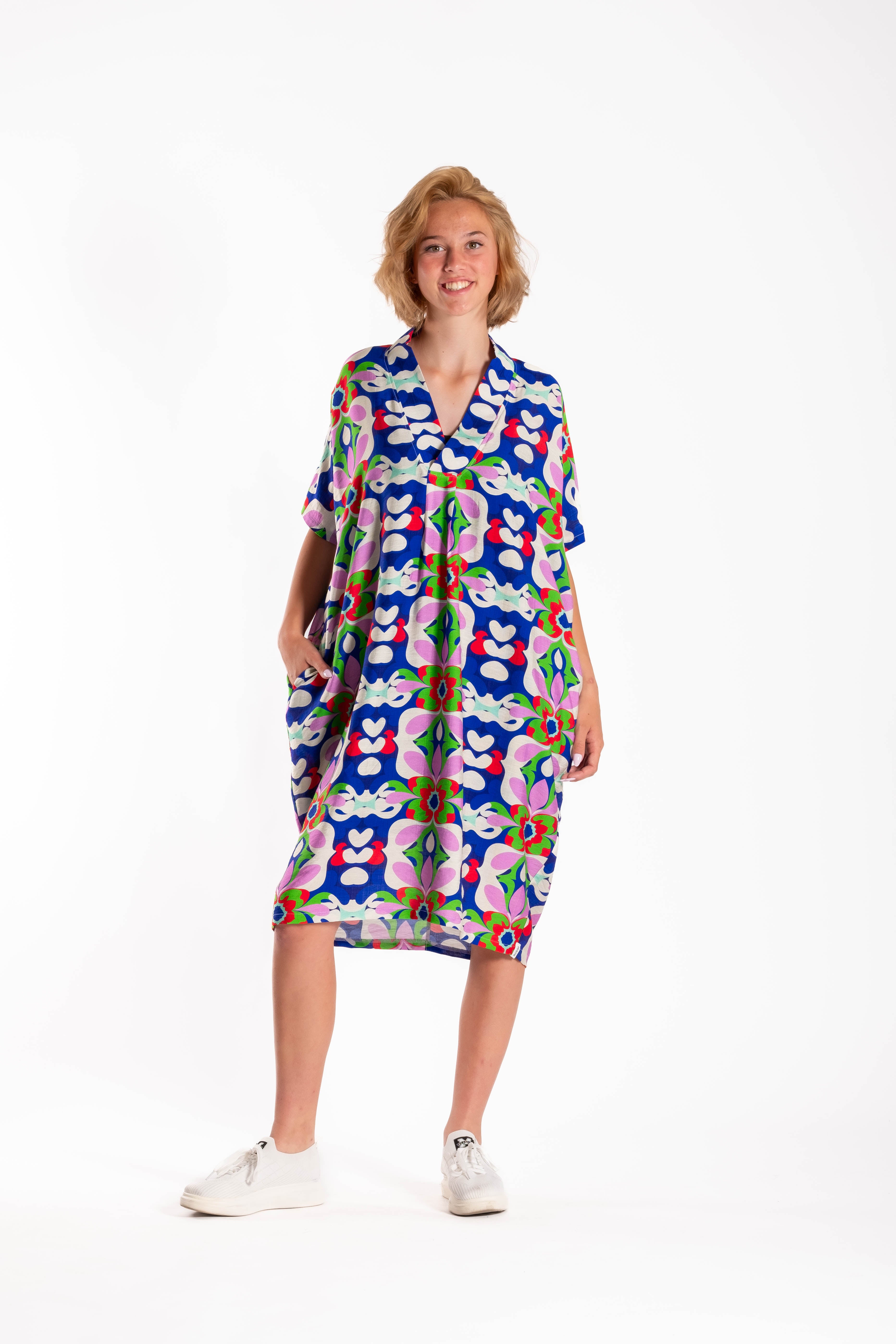 Kotua Dress Blue Retro