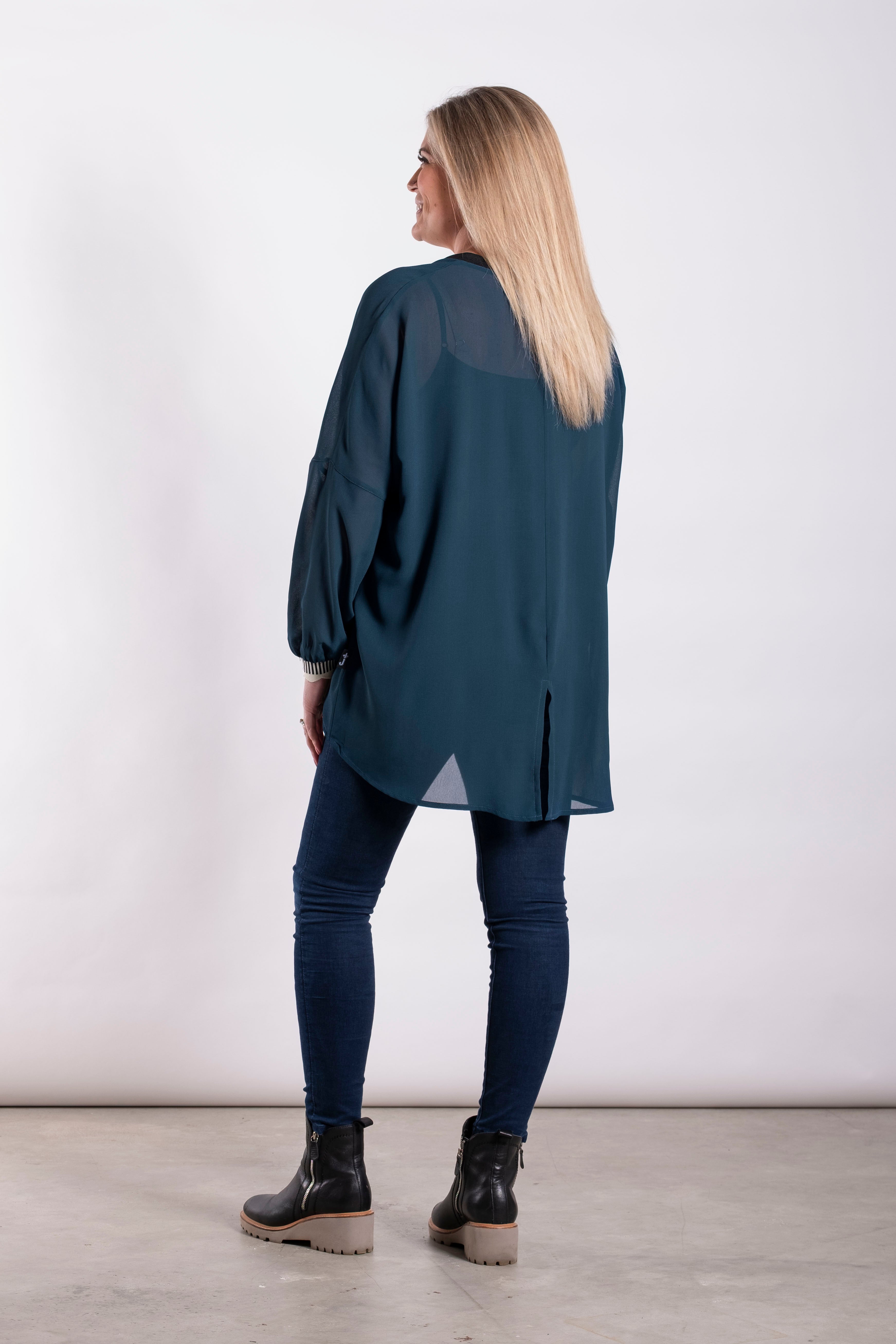 Relaxed Top Petrol