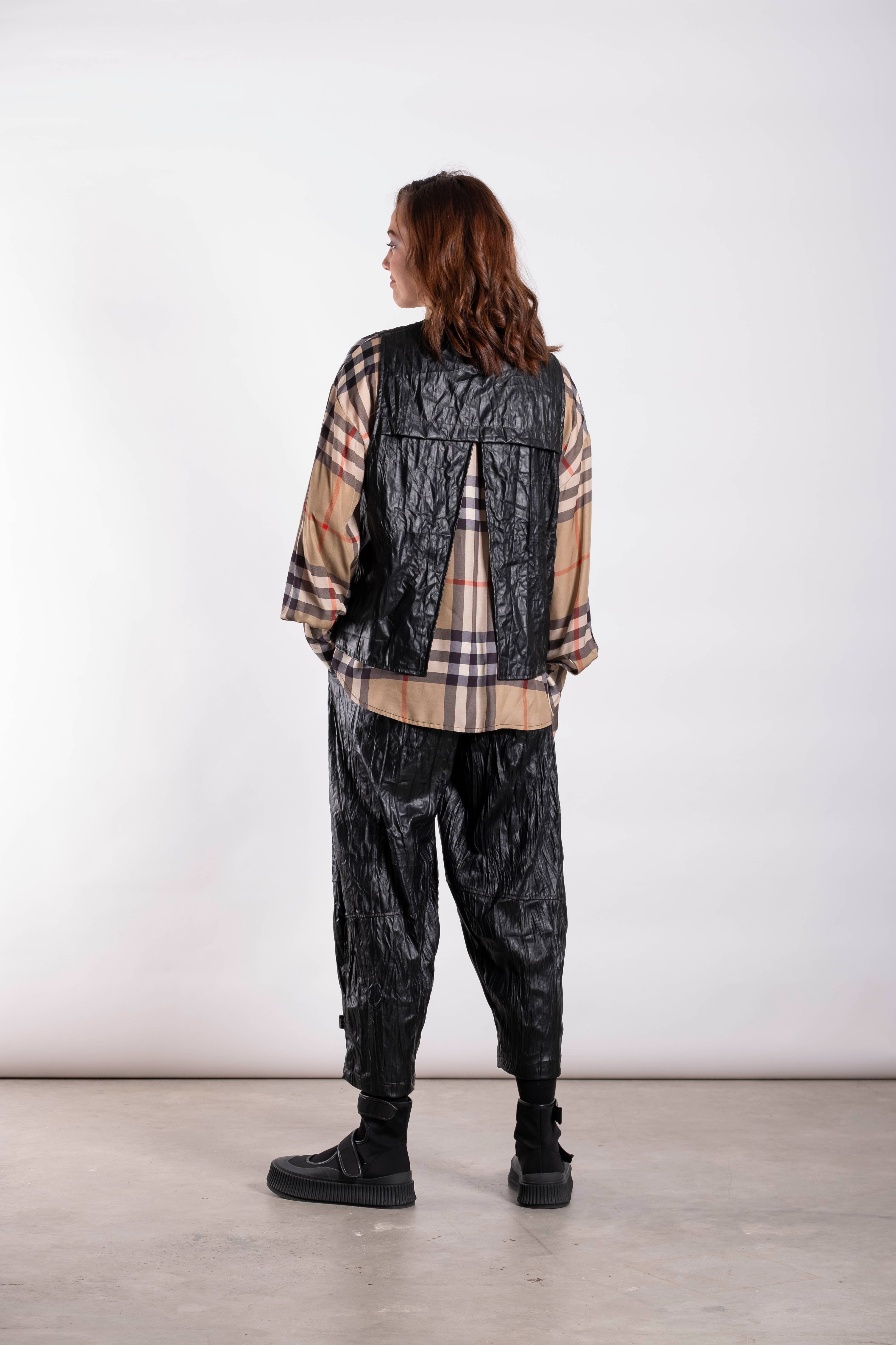 Harper Overtop Liquid Noir