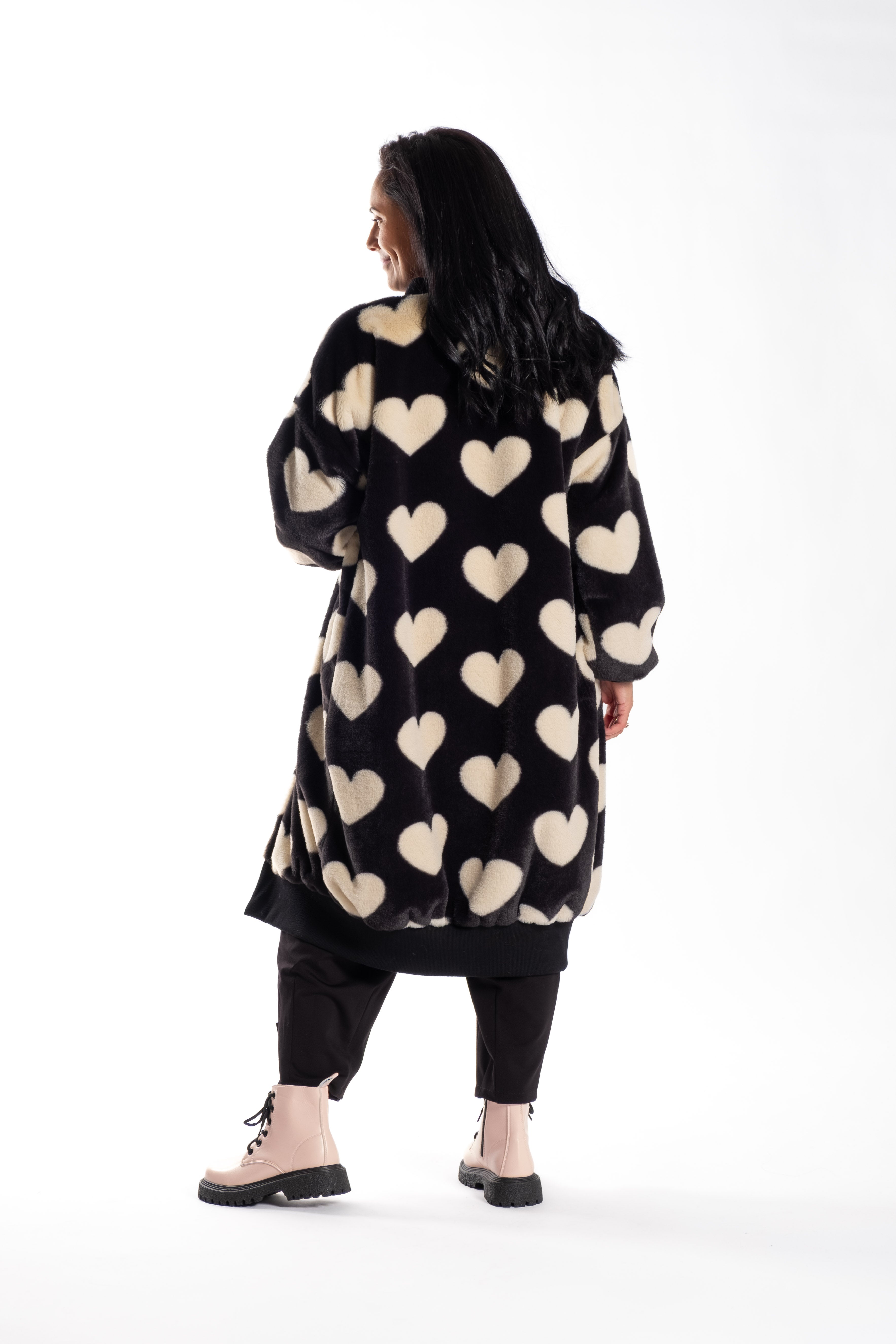 Dust Me Jacket Short Fluffy Hearts