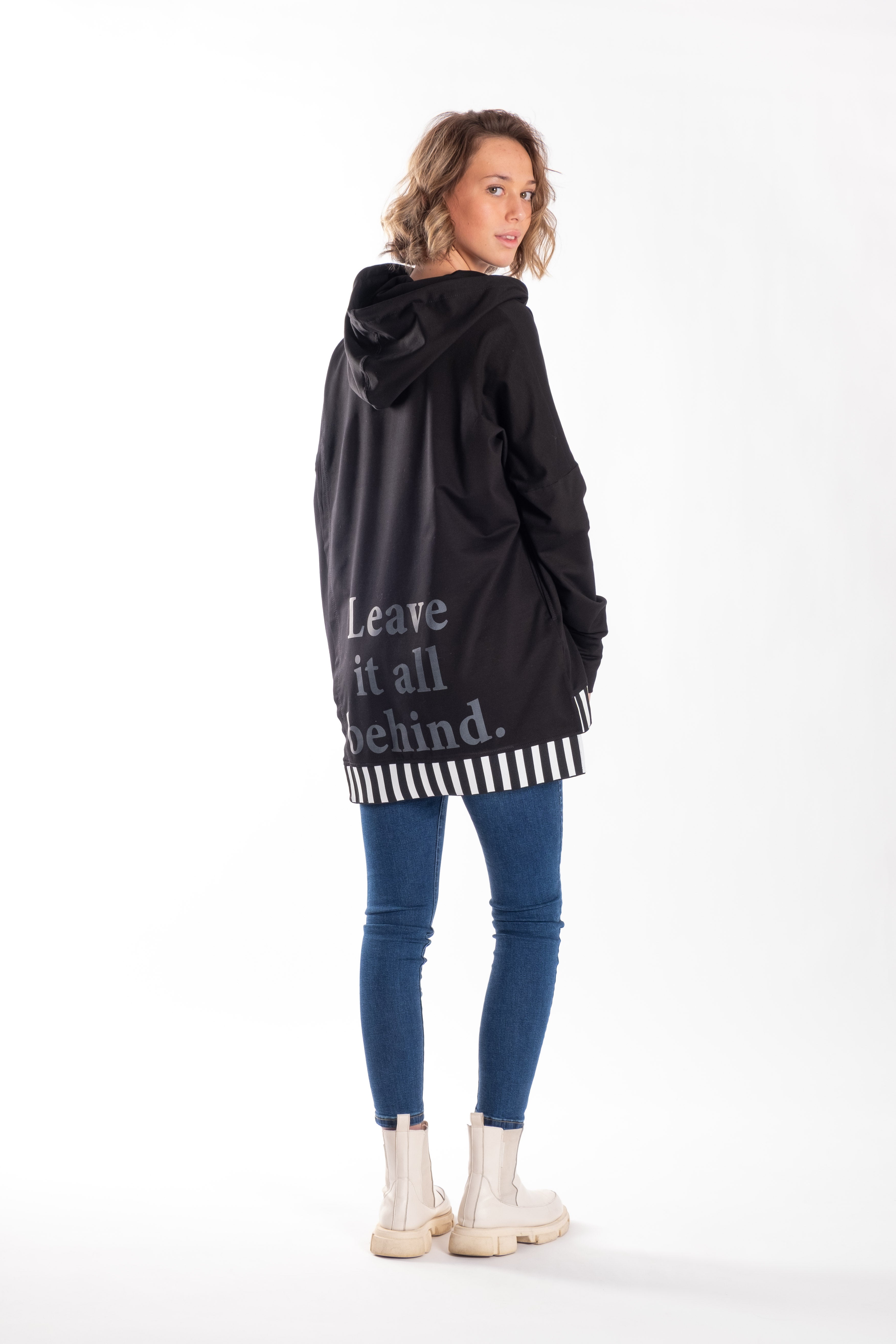 Latta Sweater Black Stripe