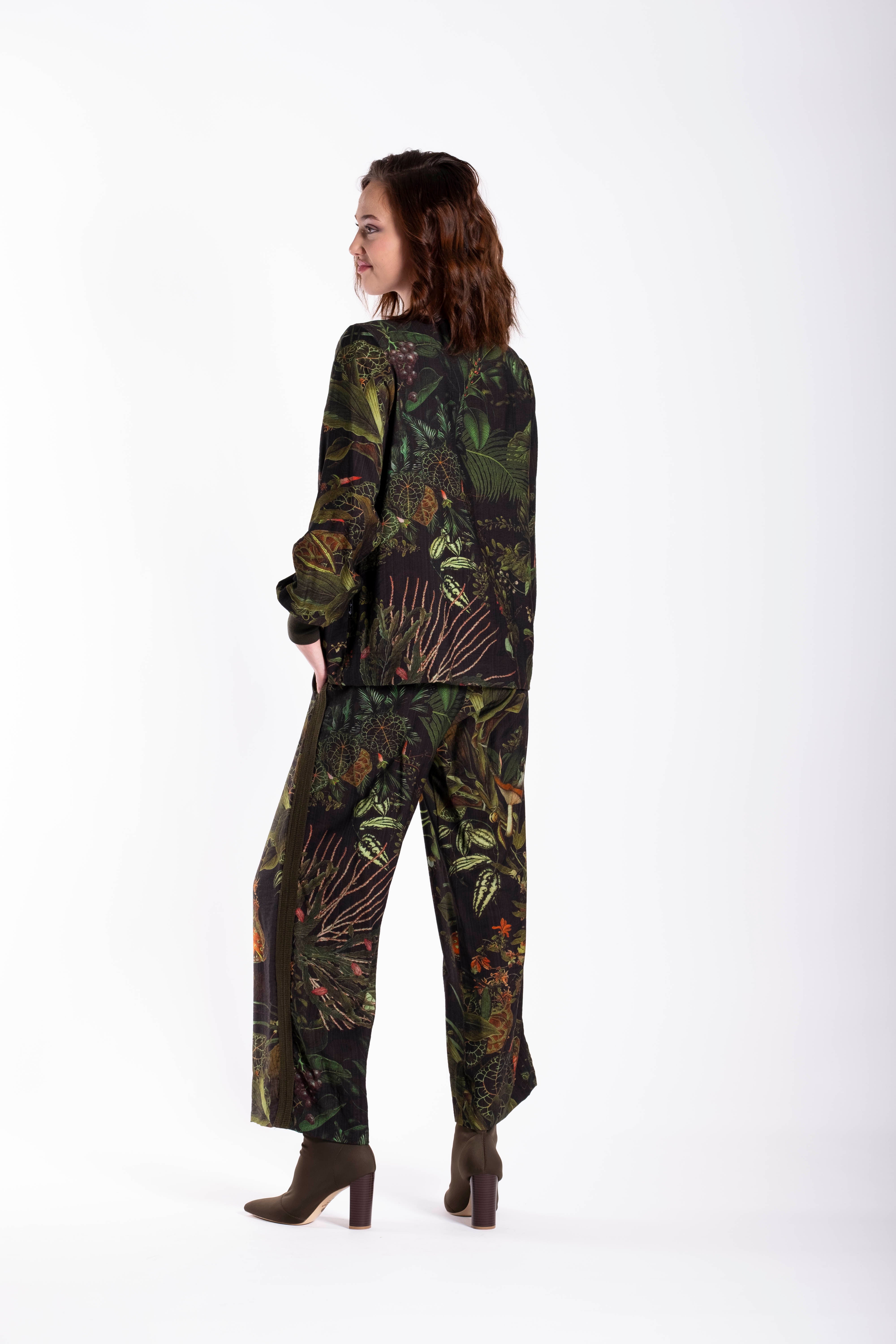 Brie Pants Green Foliage