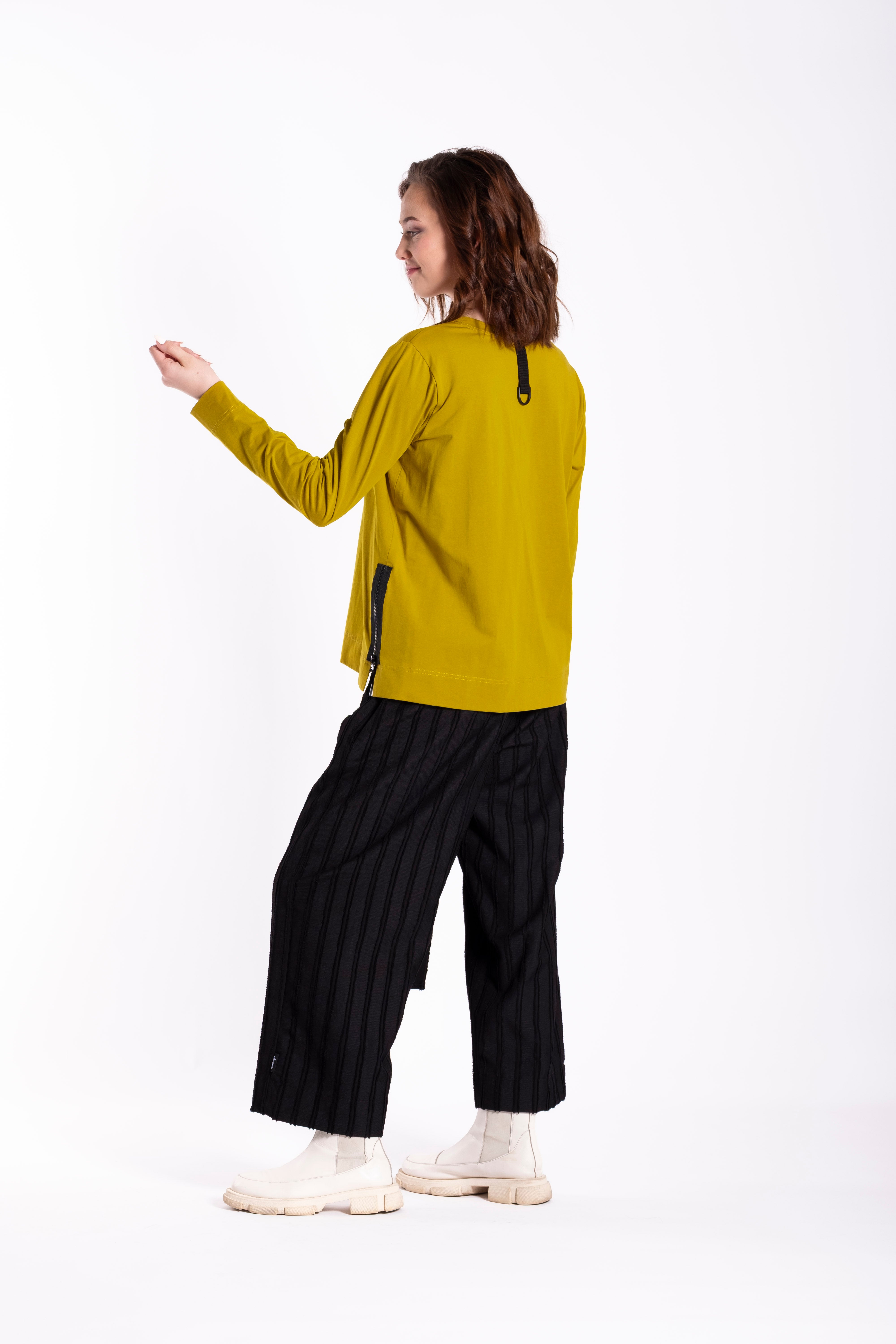 Eclipse Pants Lines of Texture Noir