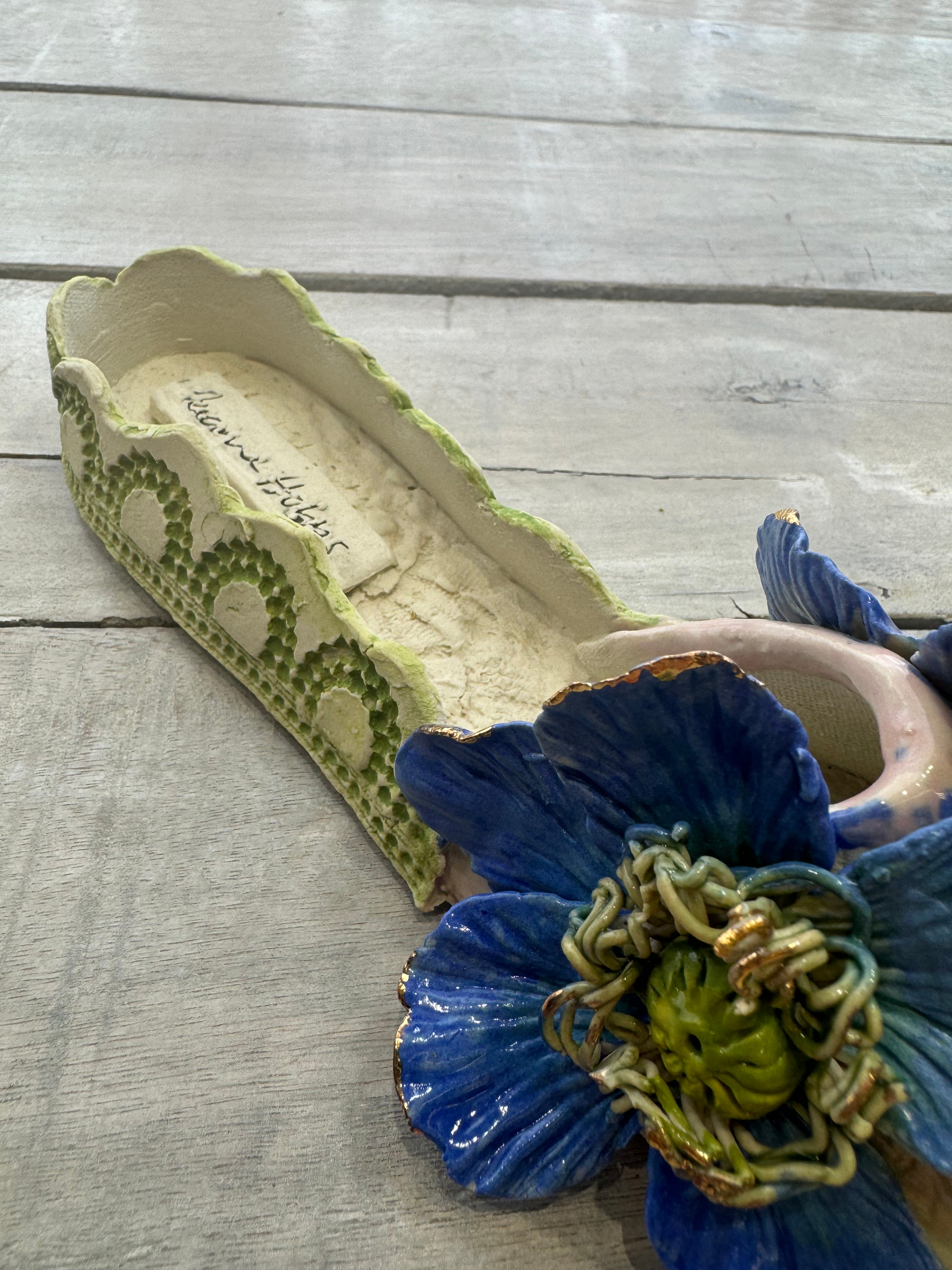 Passion Flower ( Wall hanging Shoe )