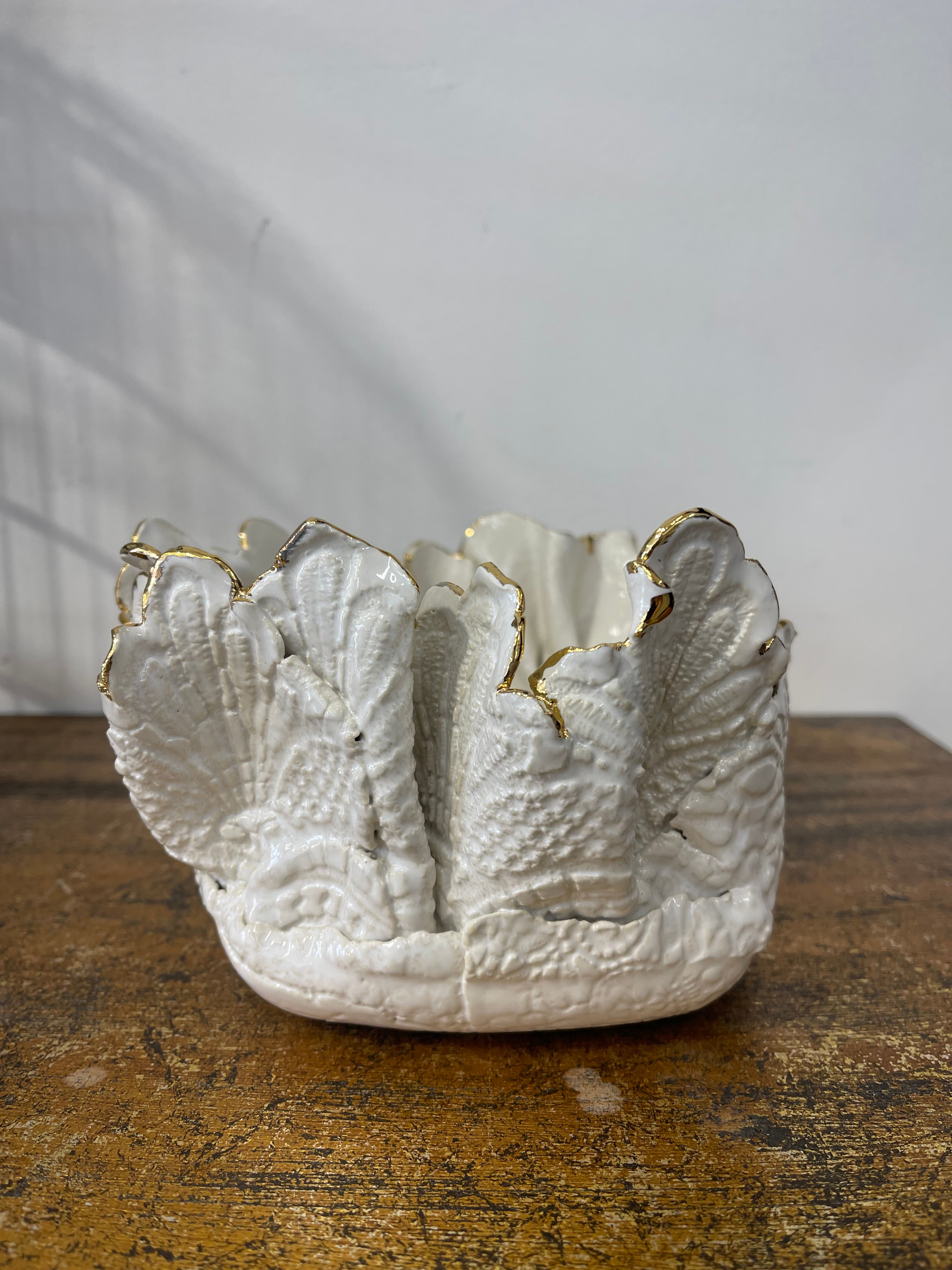 Lace Gathered Dish