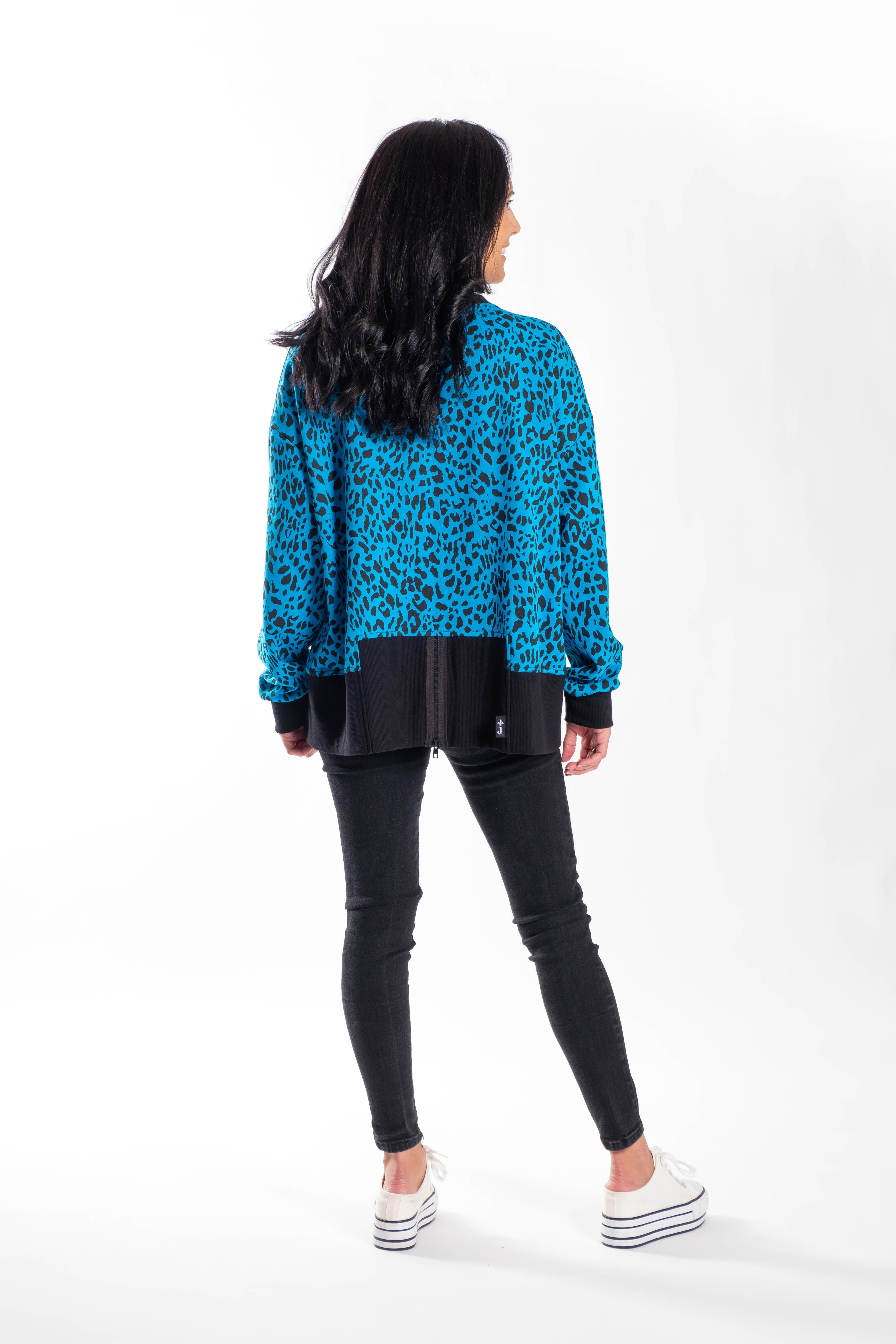 Bella Sweatshirt Blue Leopard