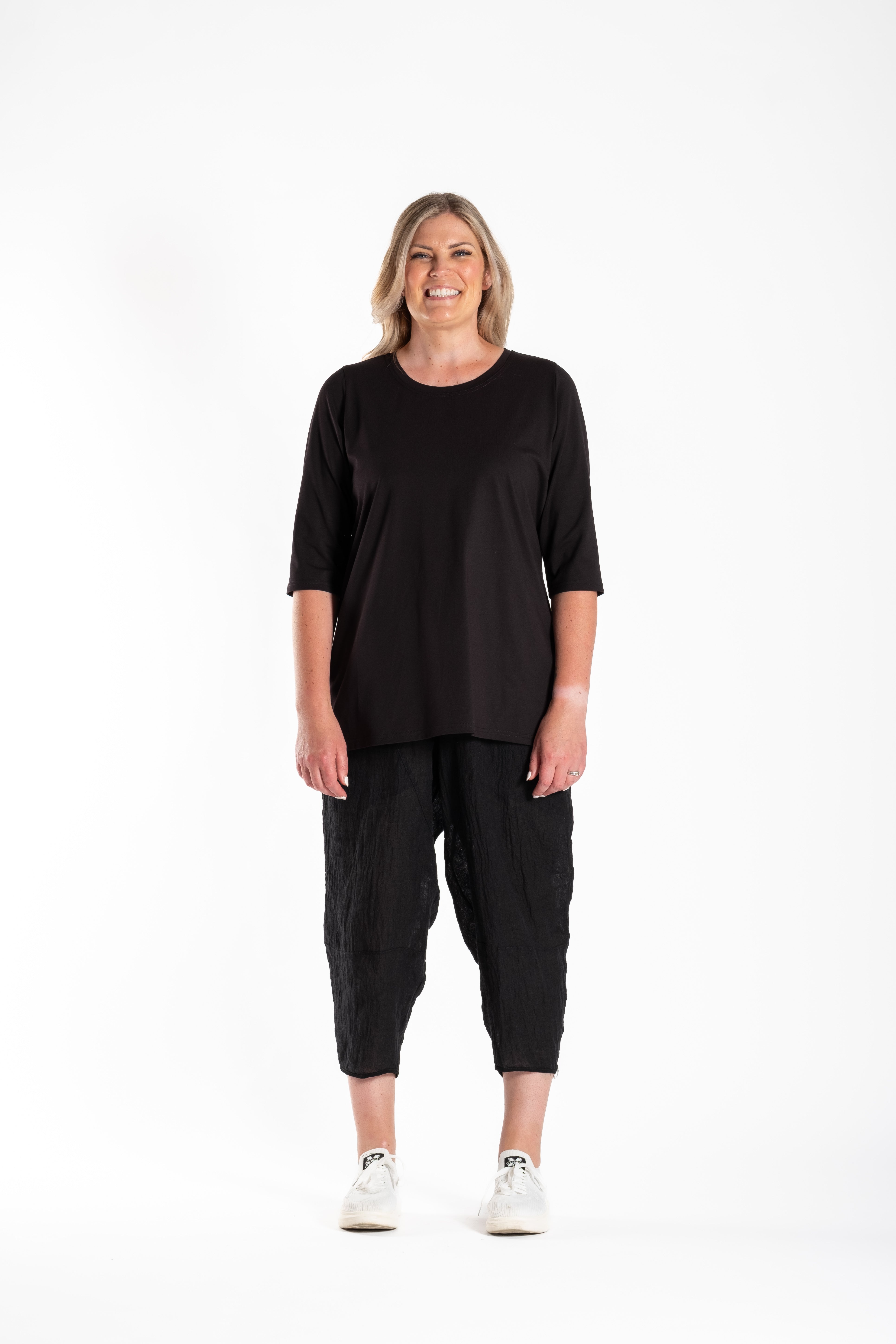No Apologies Black Straight Top