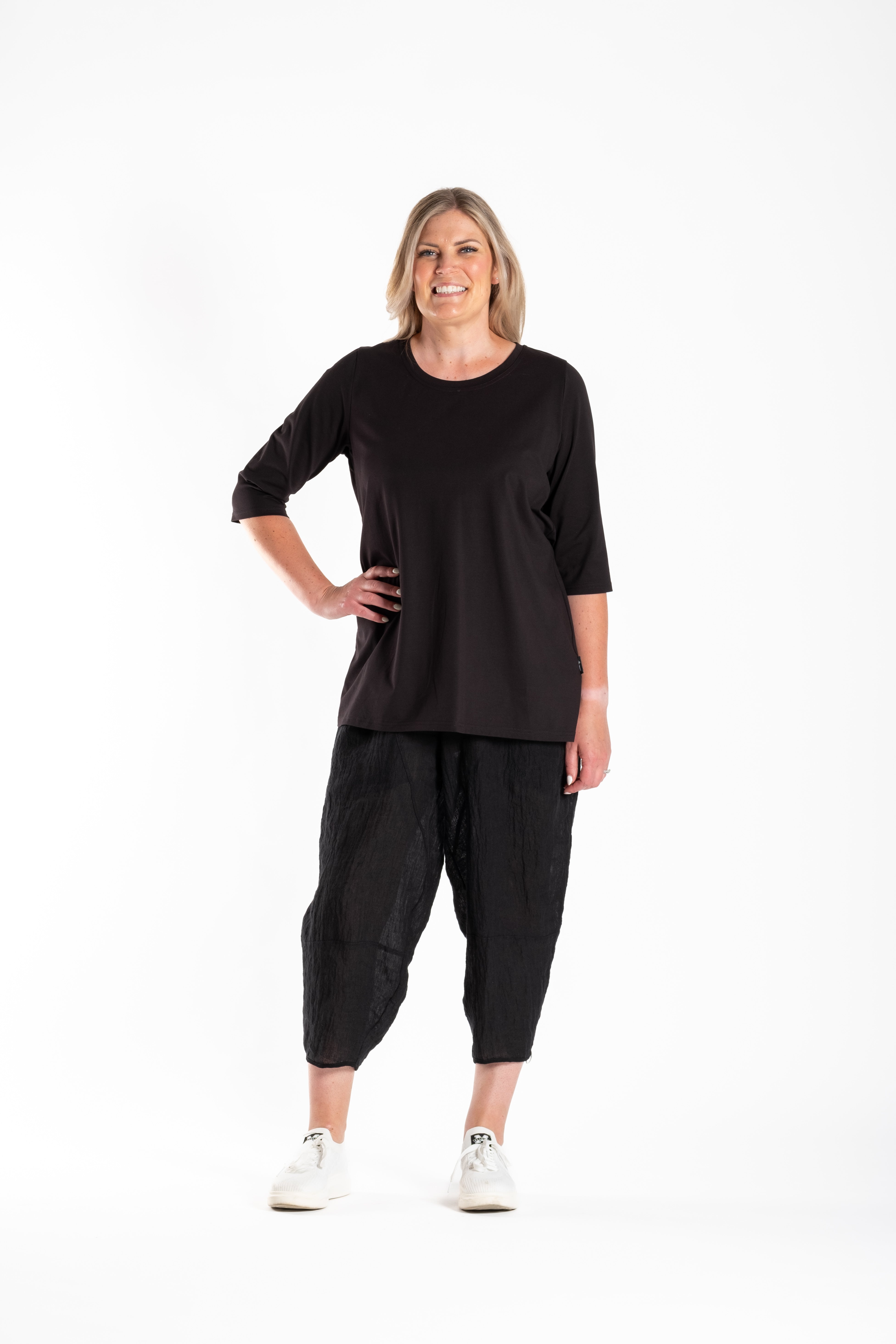 No Apologies Black Straight Top