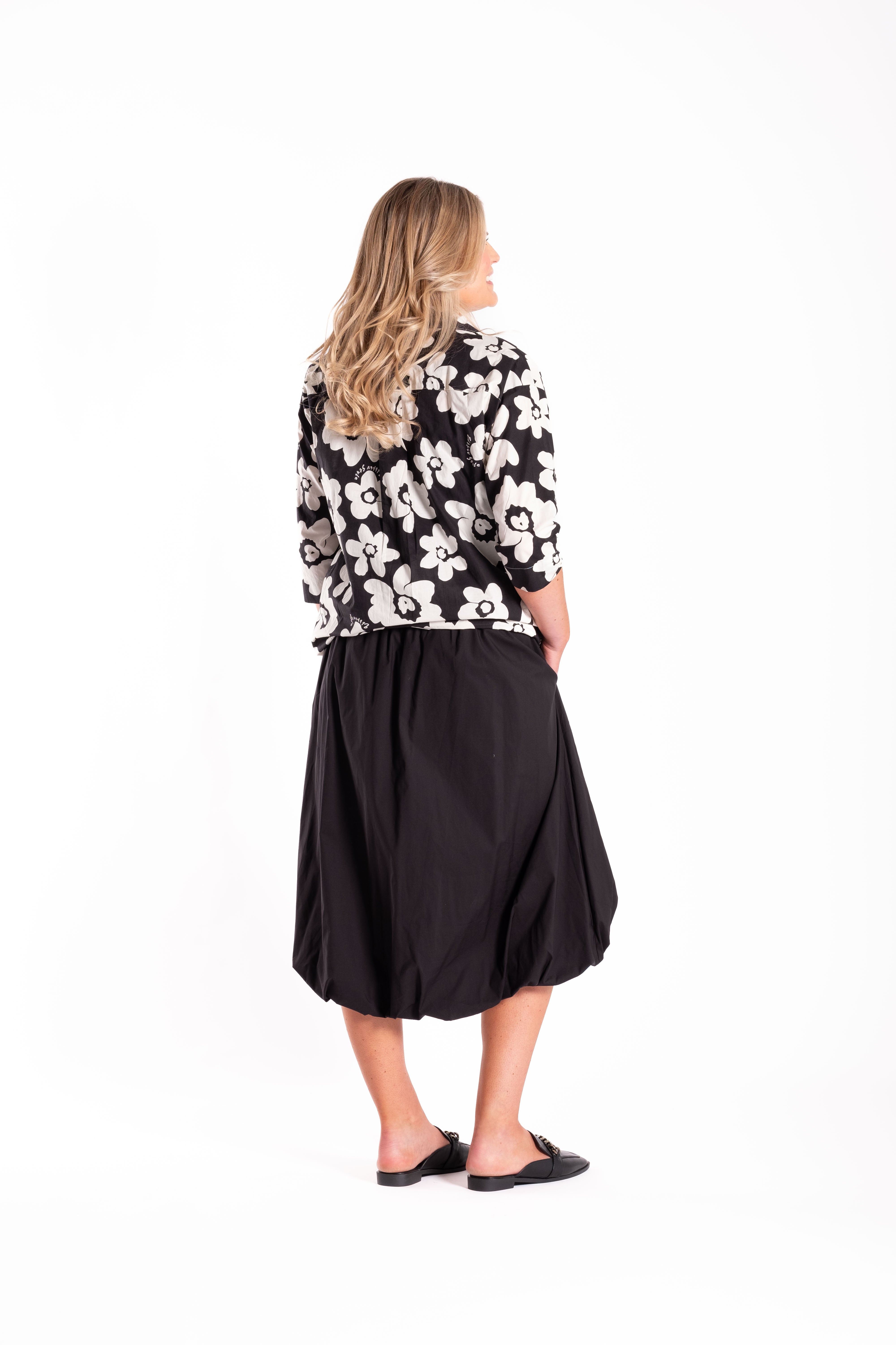 Gallery Skirt Black - Shorter Length