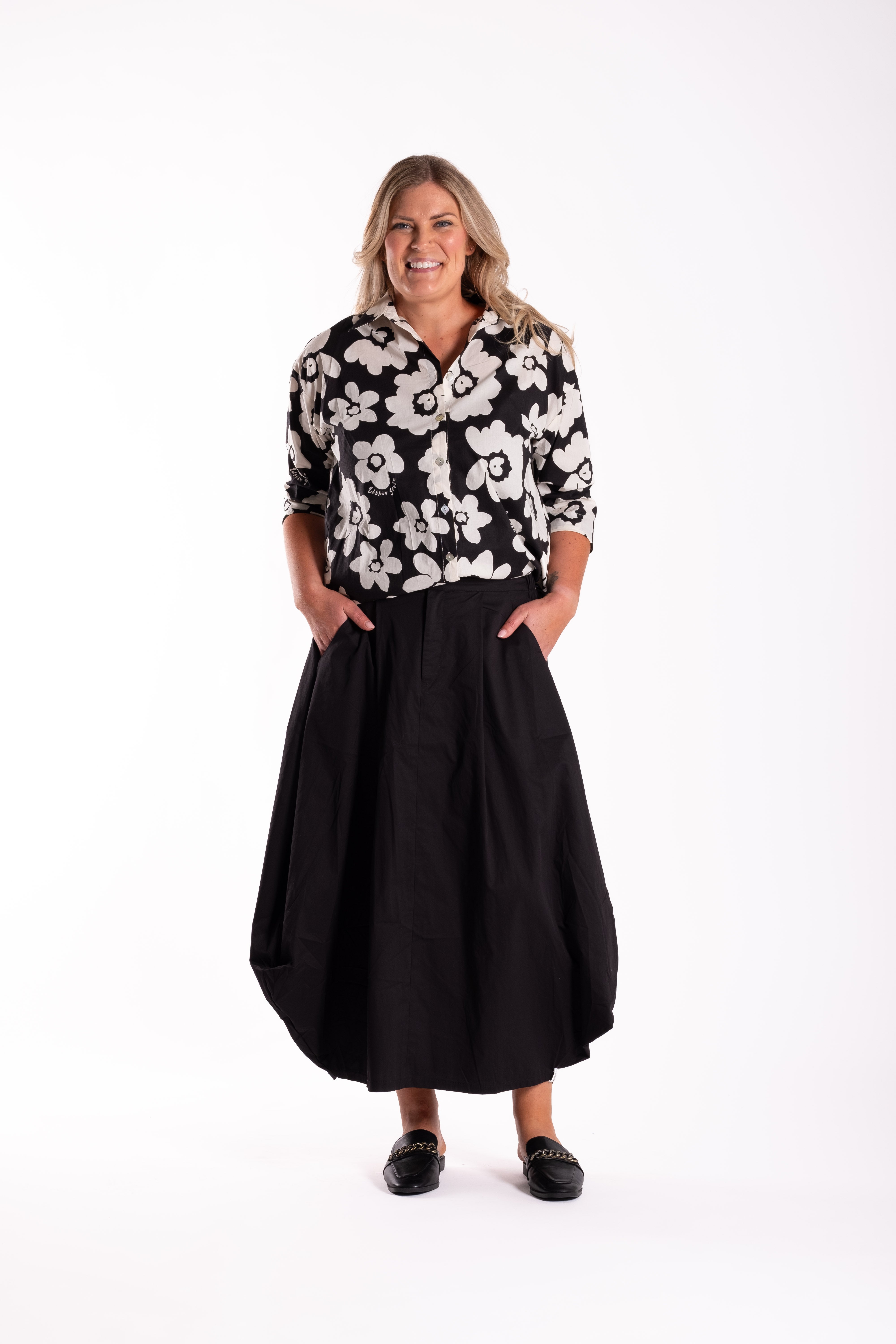 Resume Skirt Black