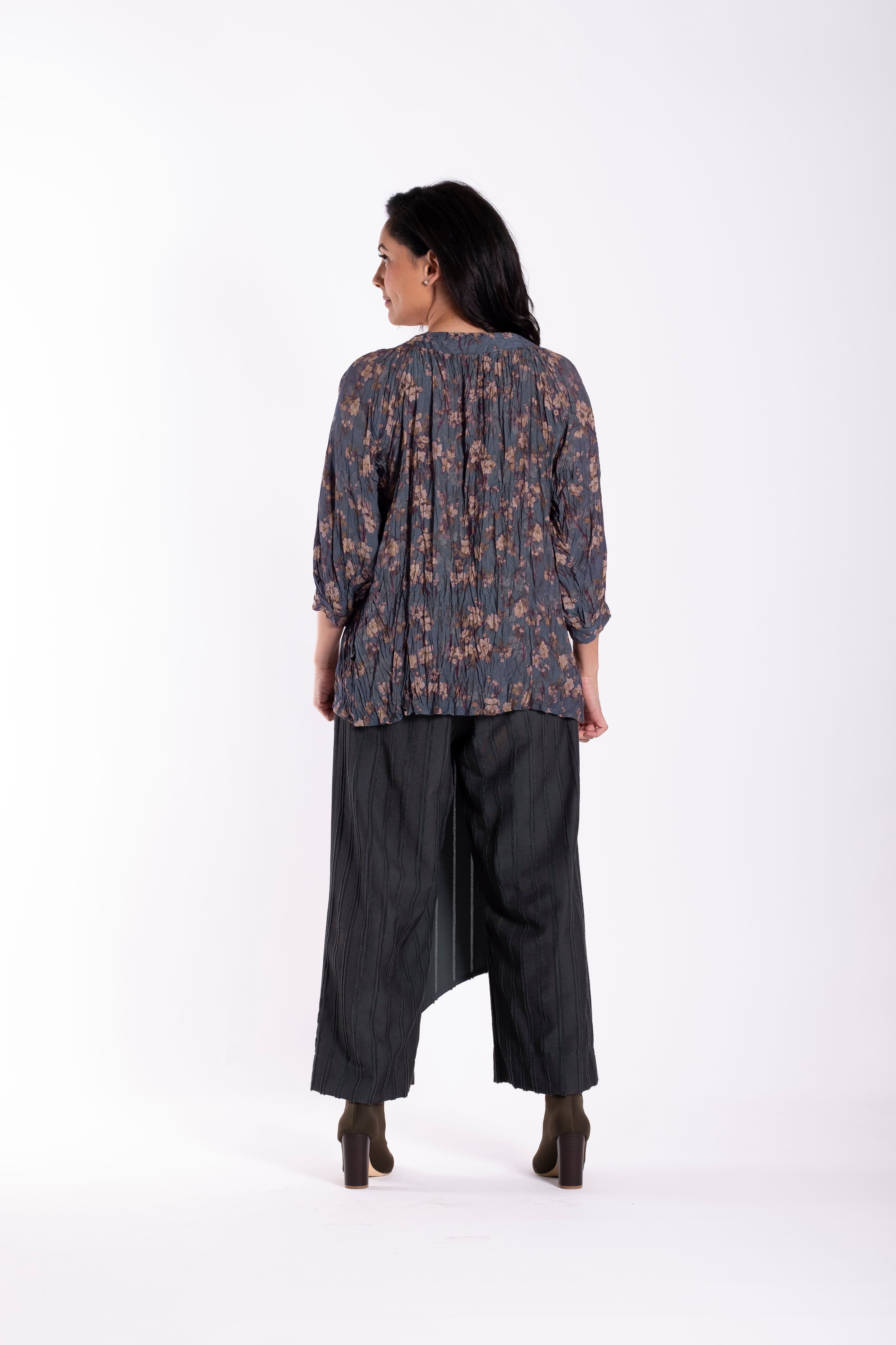 Surround Top Periwinkle Blossom