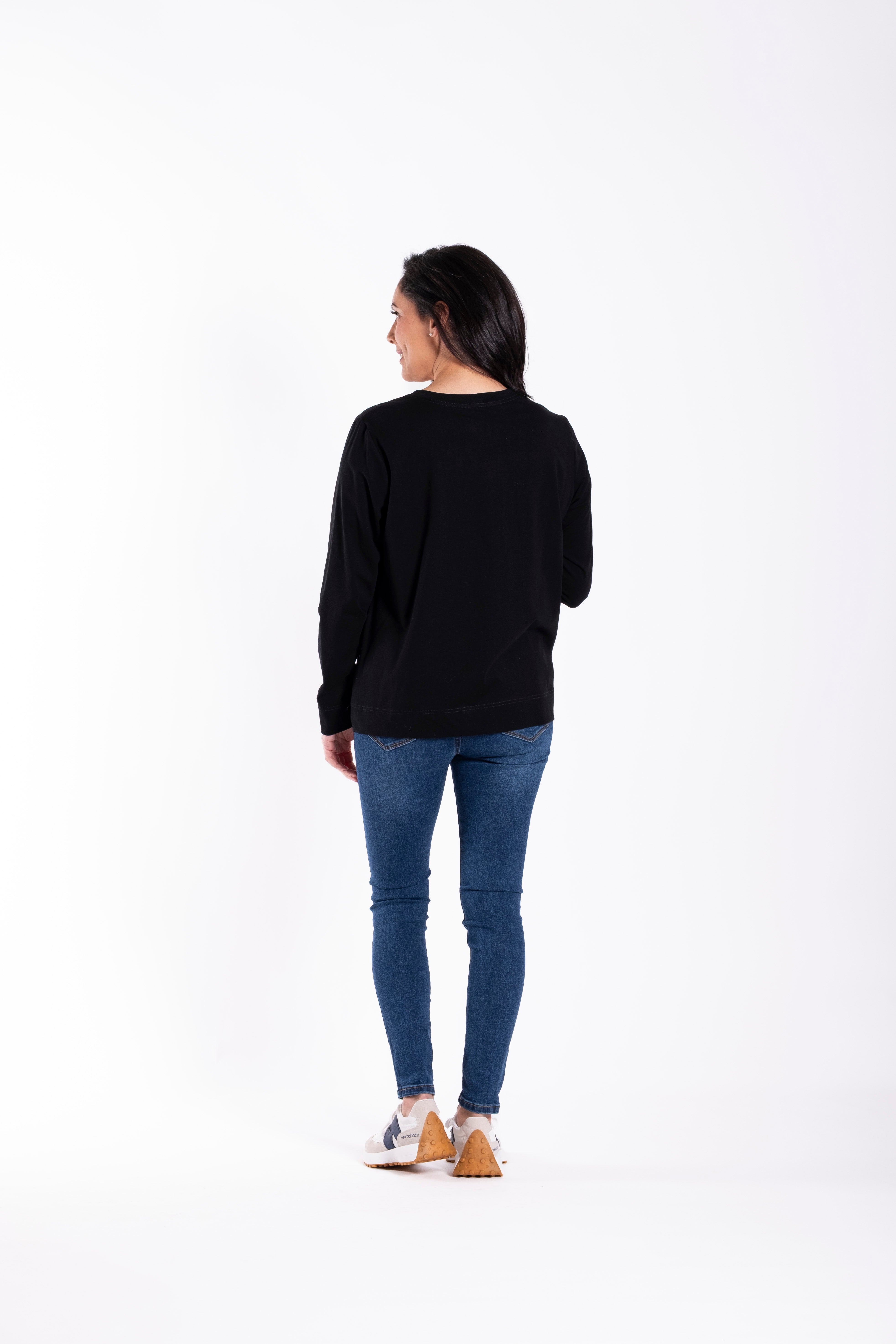 Basic Tee Noir Shoes