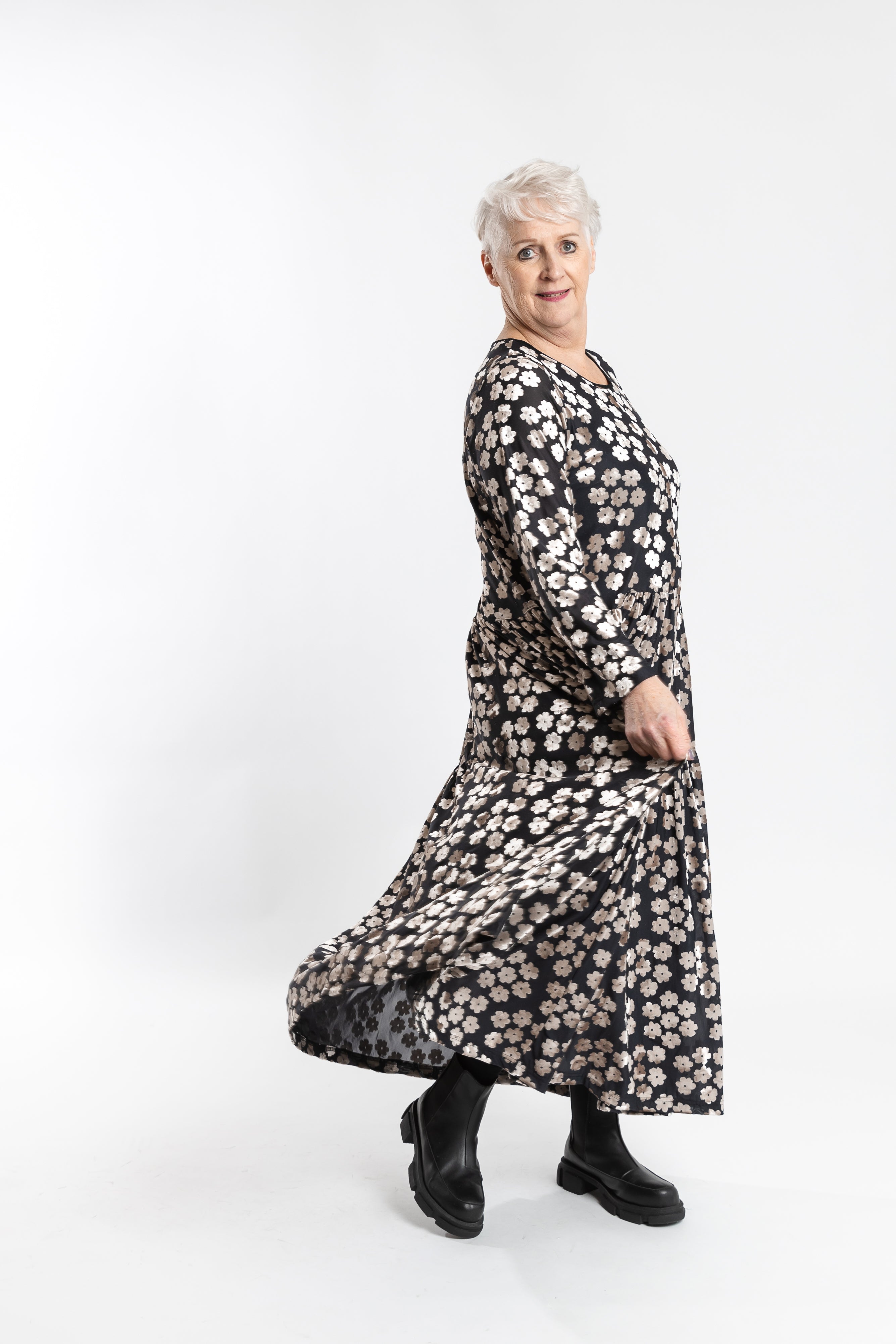 Patrice Dress Champagne Daisy
