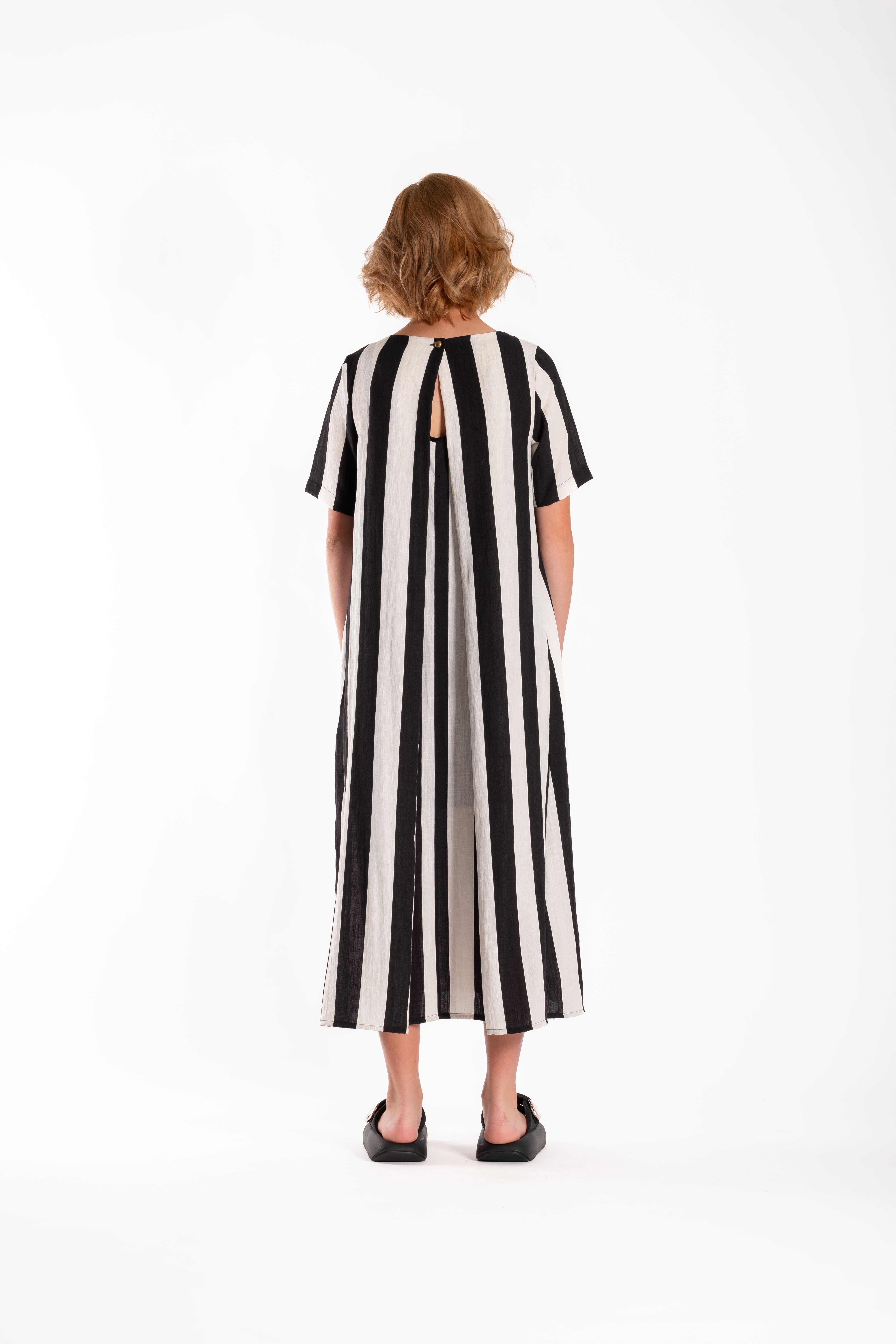 Menaka Dress Wide Monostriped