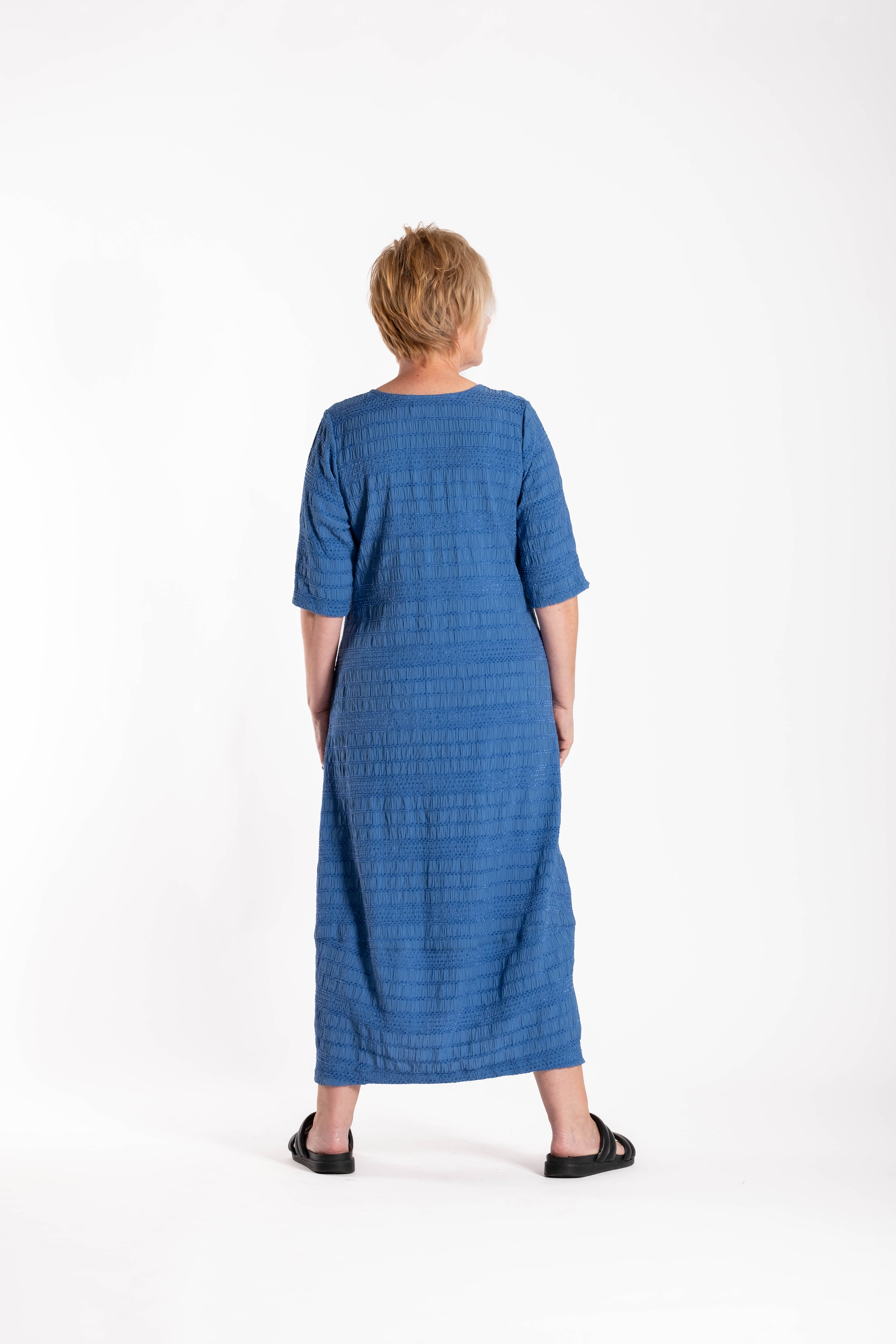 Connection Dres Blue Texture