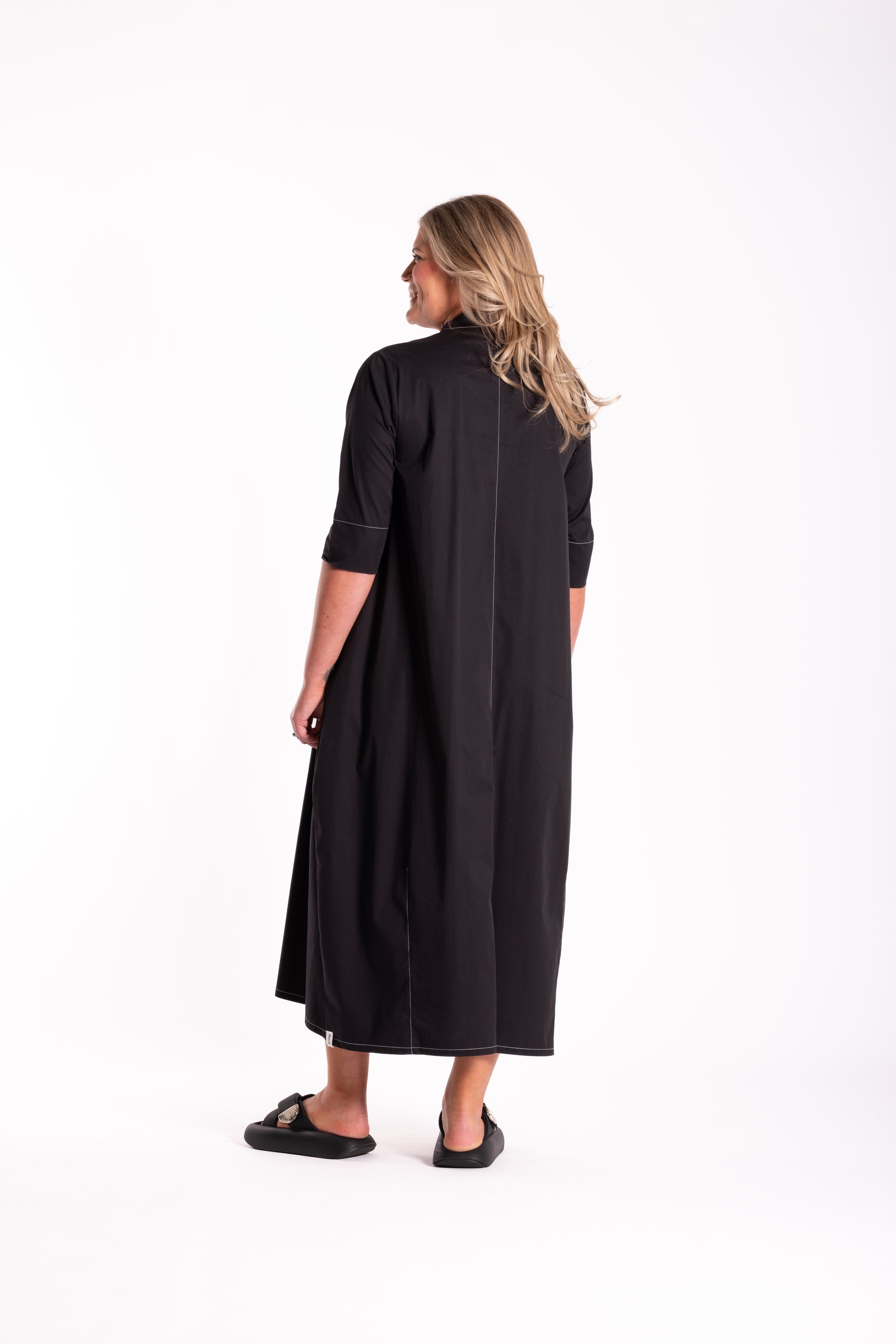 French Me Dress Black