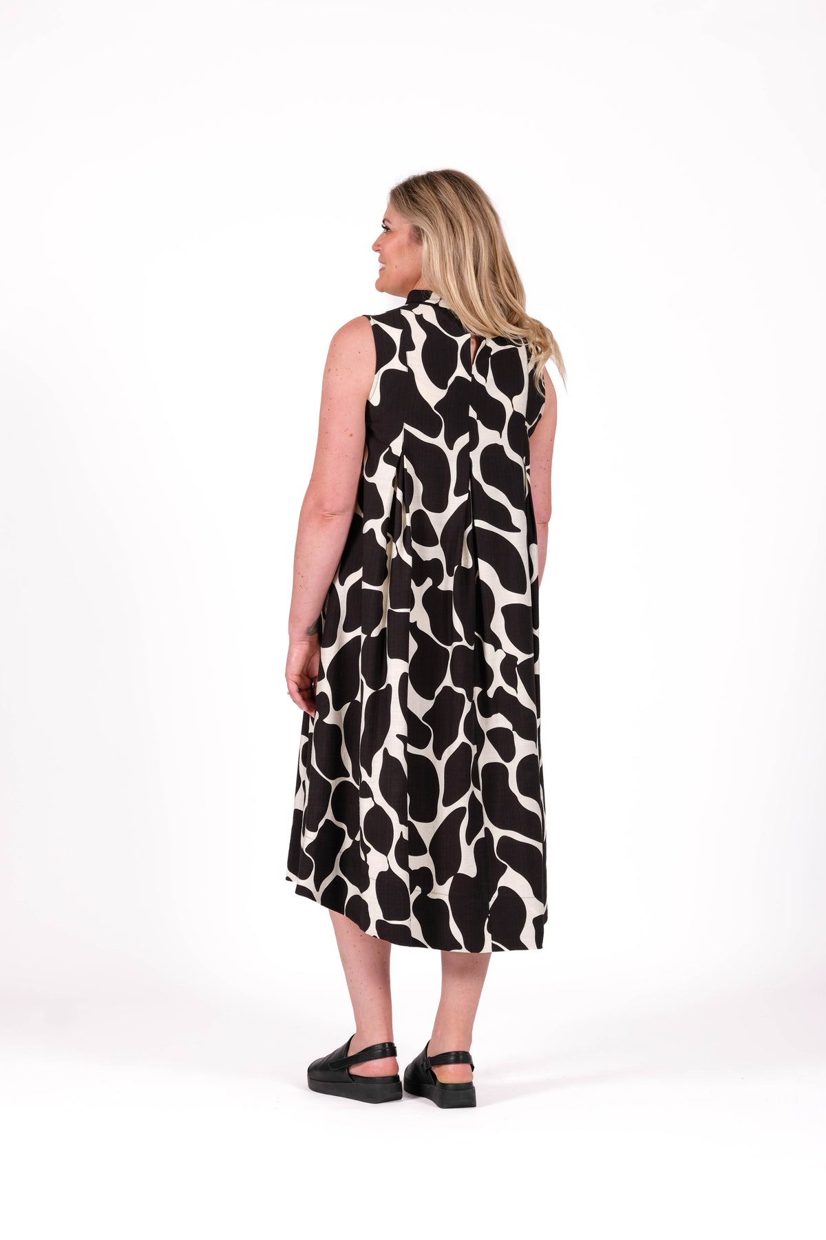 Gelato Dress Sleeveless Lava Black
