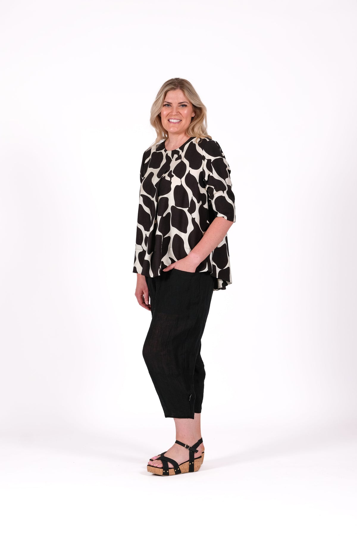 Lexi Top Lava Black