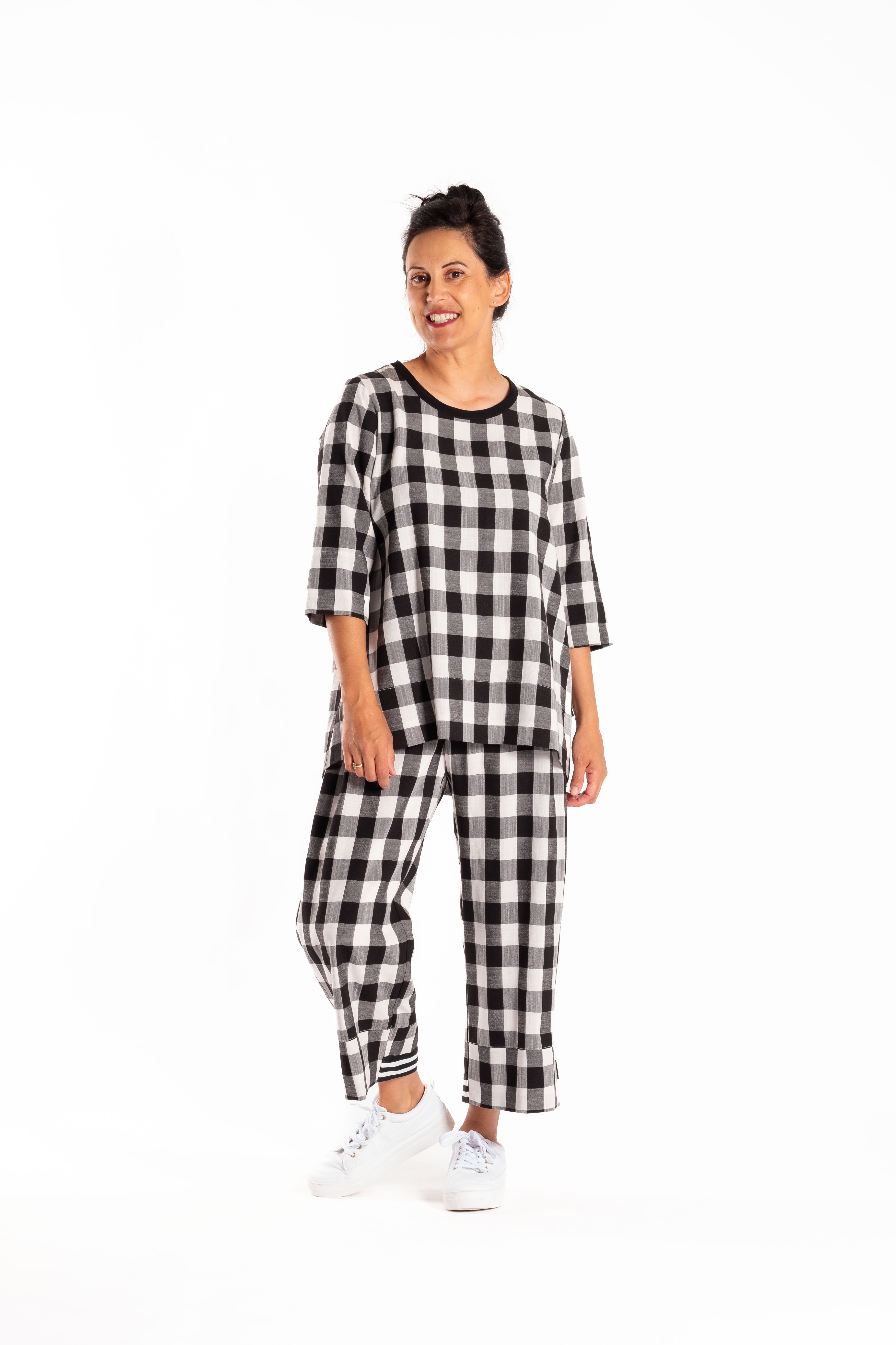 Capri Pants Black Chq