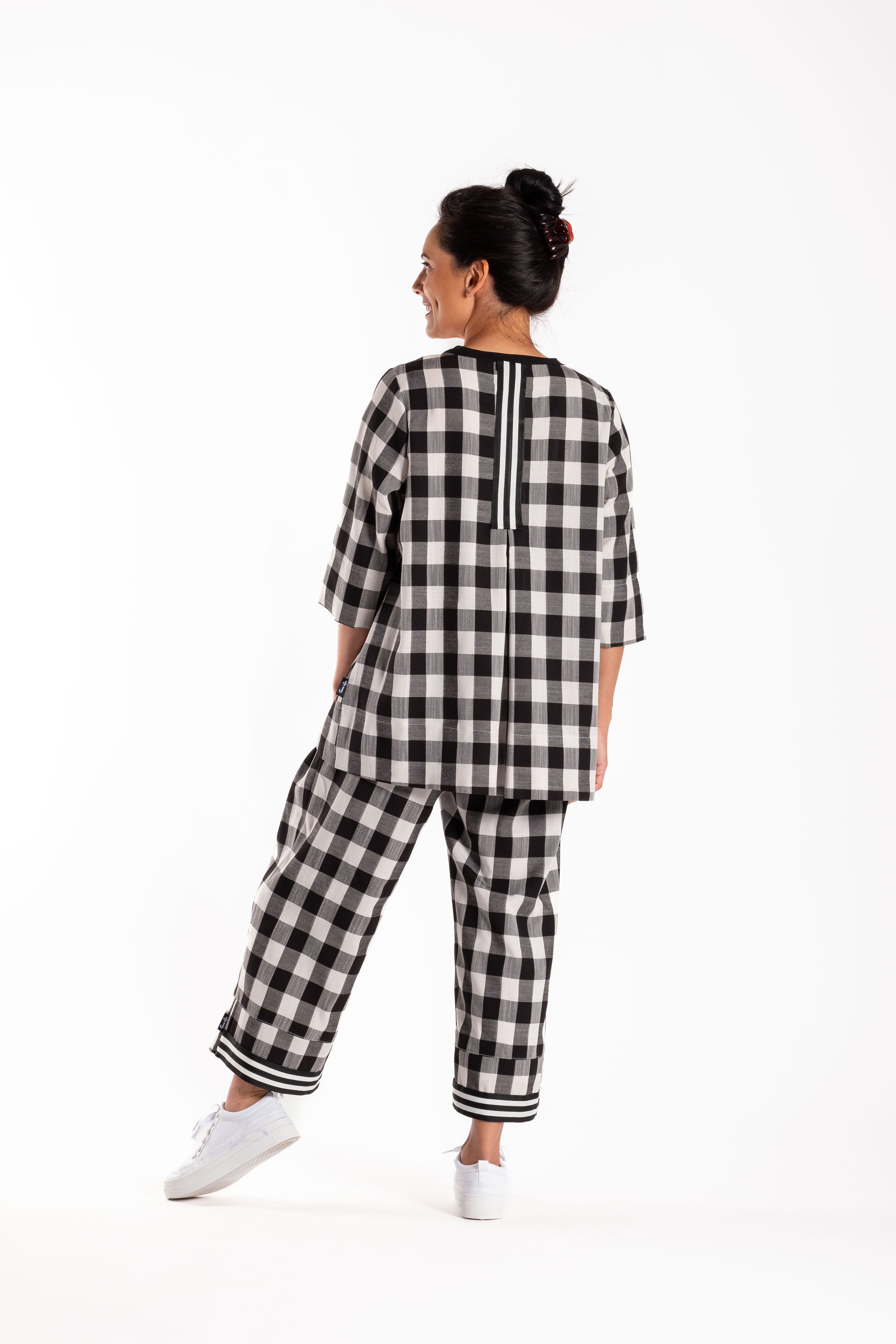 Capri Pants Black Chq