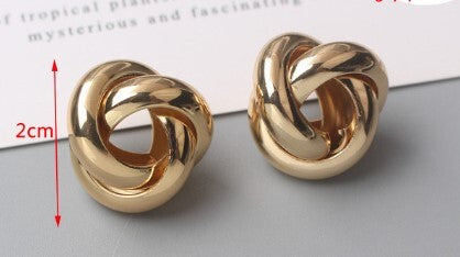 Knot Earring - Gold Med